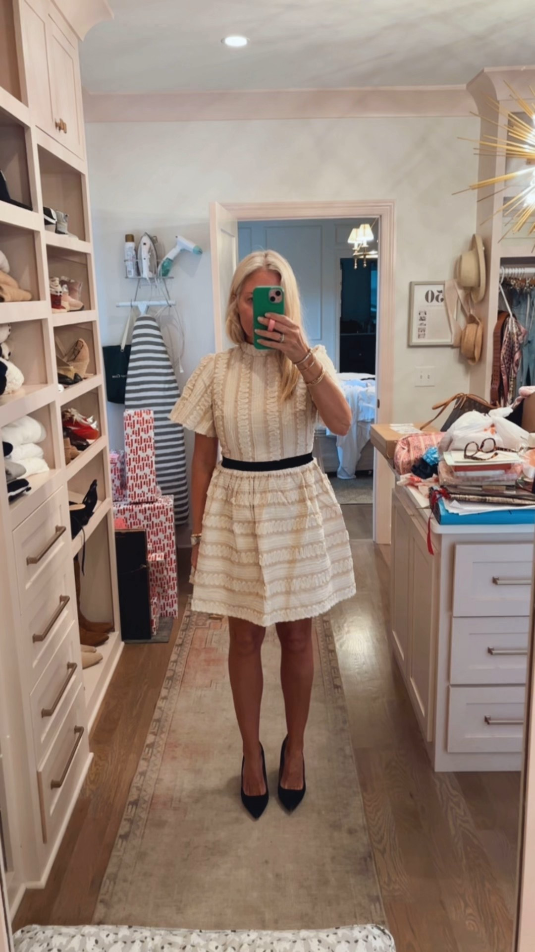 Headed to the White House Christmas Tree Lighting and can’t decide what to wear. Linked the ones I could.