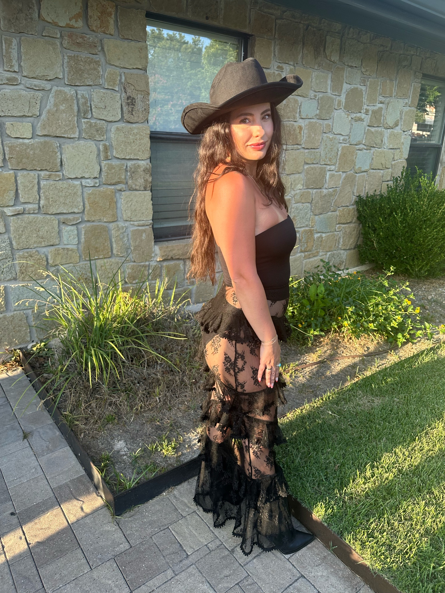 Austin country fest 🖤

#LTKSeasonal #LTKShoeCrush #LTKStyleTip