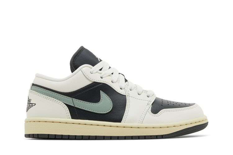 Wmns Air Jordan 1 Low 'Jade Smoke' | GOAT