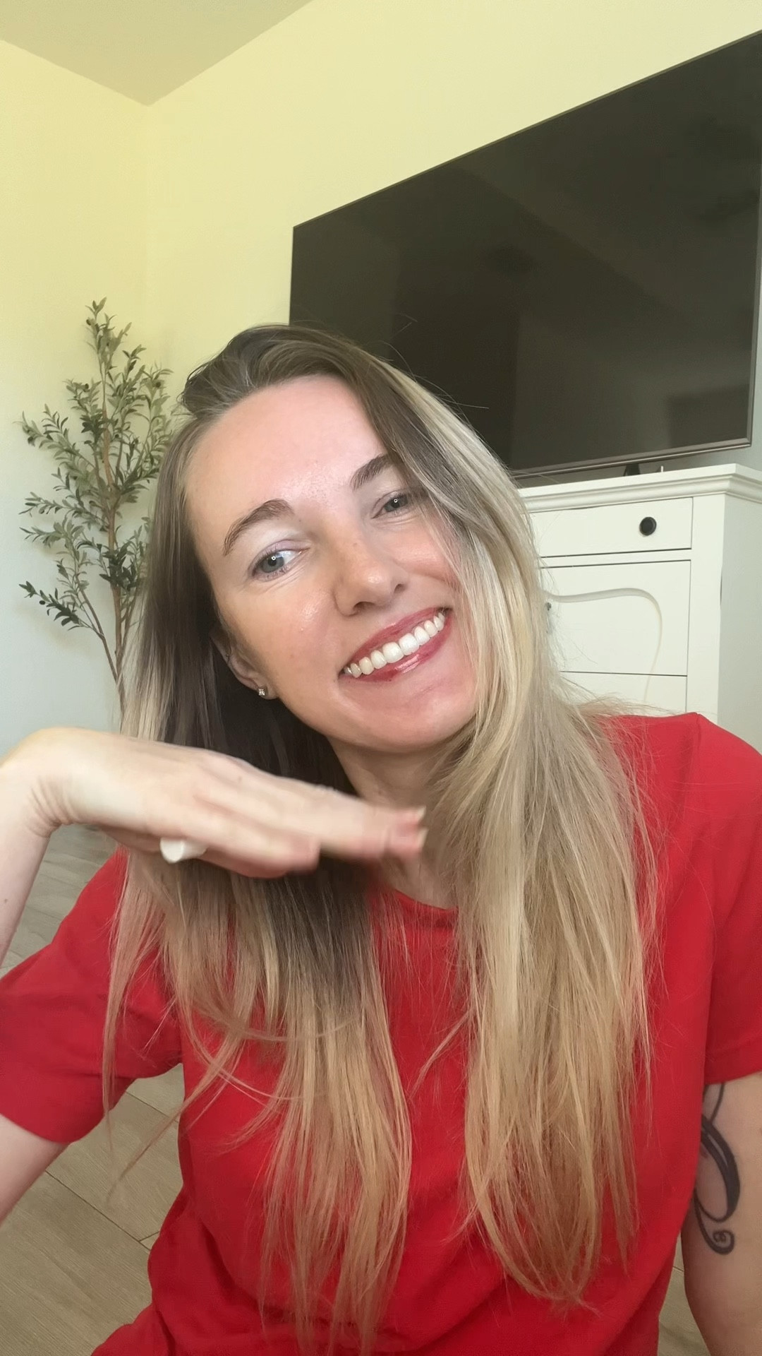 lip stayn - color is getREDy 

#LTKHoliday #LTKGiftGuide #LTKWatchNow