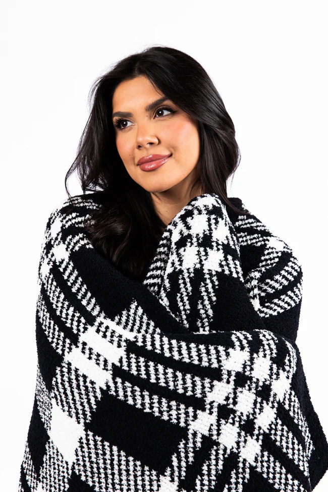 Make Me Believe Black And White Plaid Blanket FINAL SALE | Pink Lily