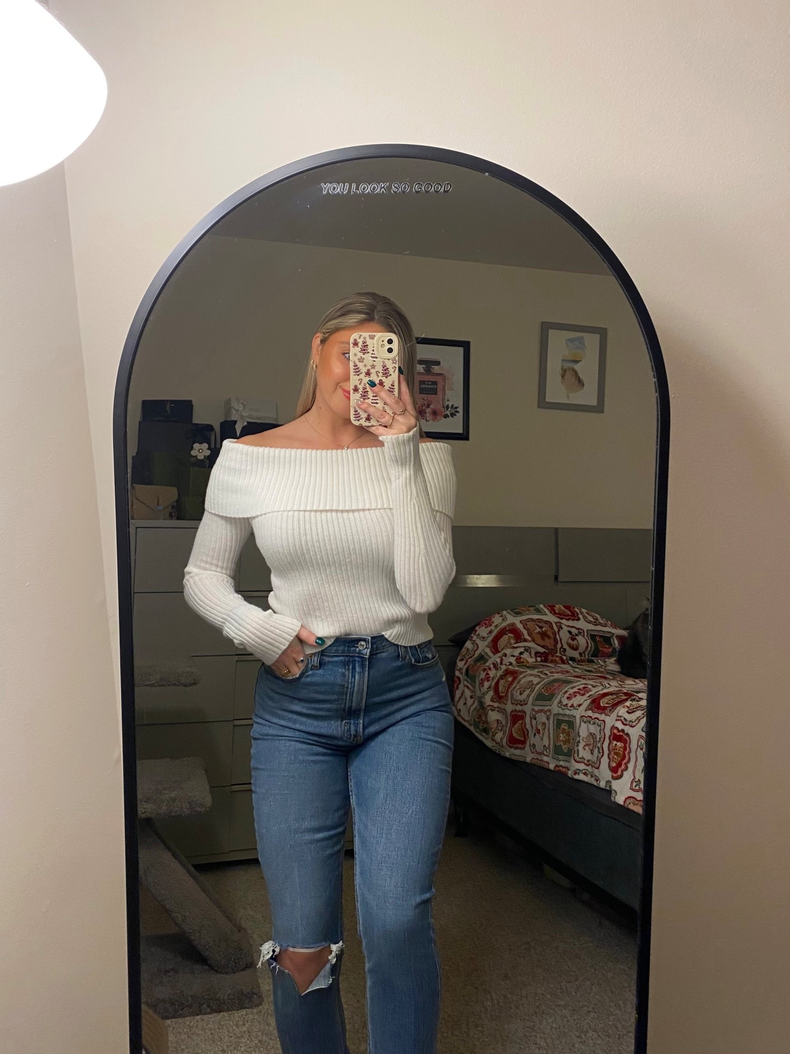 off the shoulder sweaters are the best 

#LTKSeasonal #LTKootd