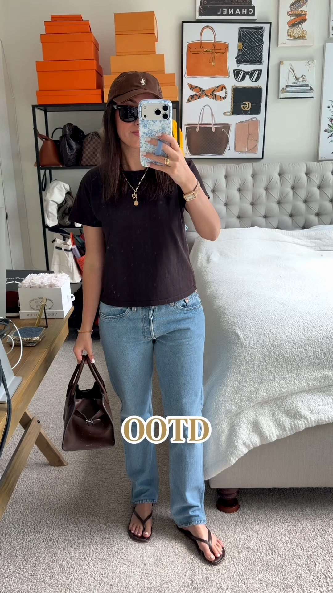 Best basic tee ever with vintage Levi’s

#LTKootd #LTKSeasonal