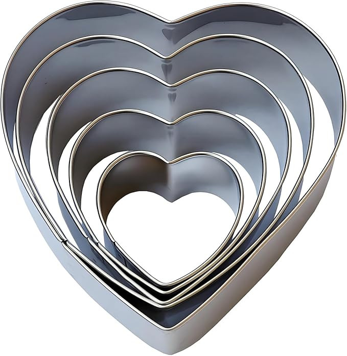 Heart Cookie Cutter Set - 5 Piece - 4", 3 2/5", 2 3/4", 2 1/5", 1 5/8", Heart Shaped Biscuit Cutt... | Amazon (US)