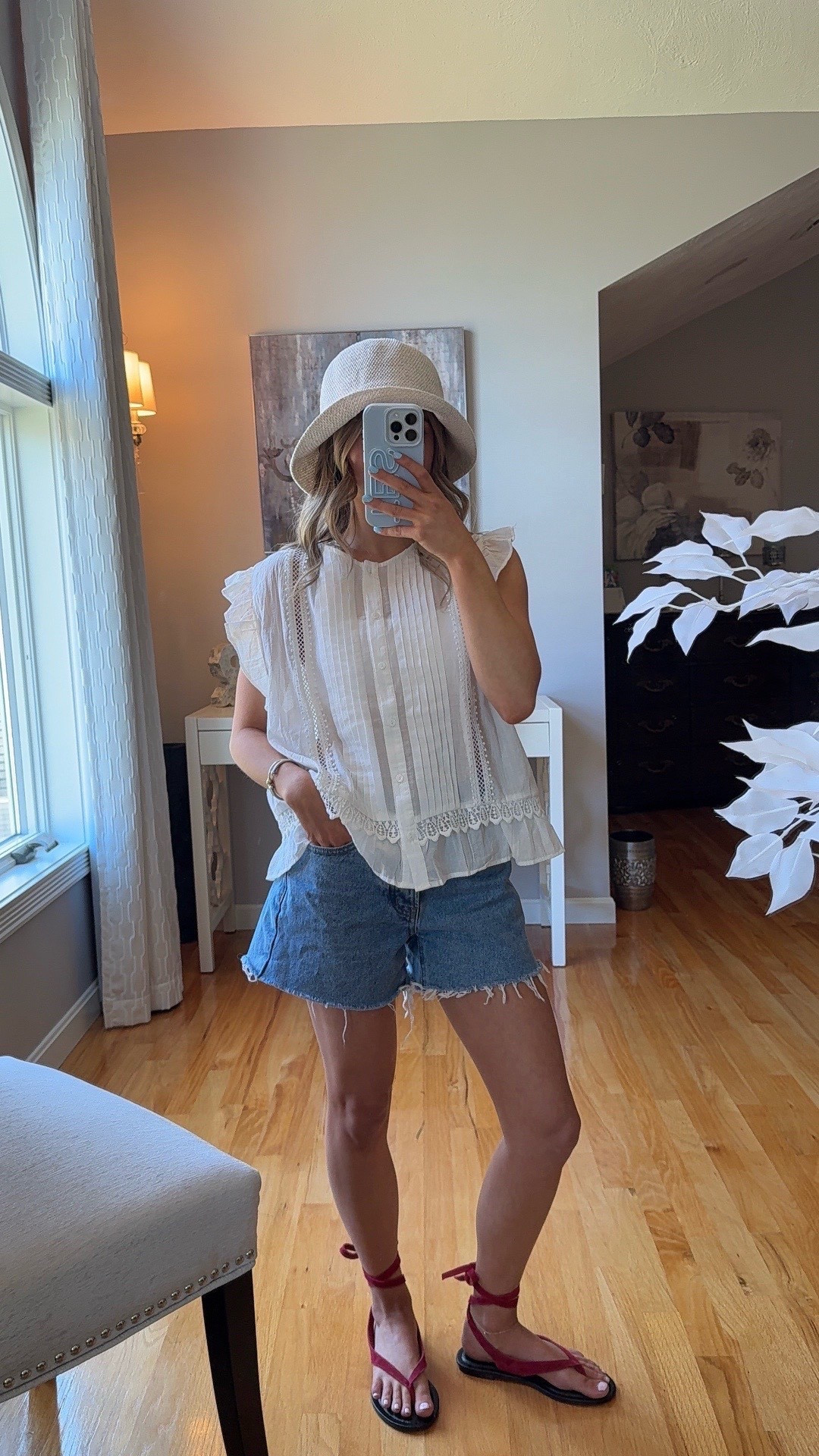 wearing 23 in shorts! Top is Zara 

#LTKU #LTKootd #LTKSeasonal