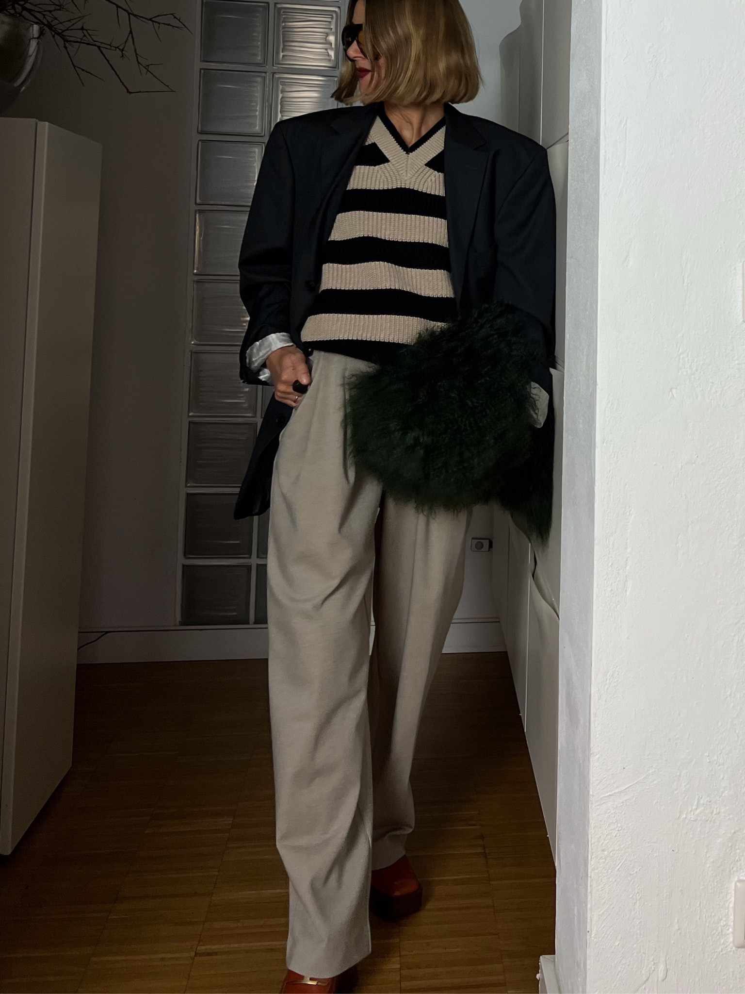 Blazerstyle für den Herbst 🍂 mit gestreiften Pullunder von COS #oversize #stilblockstyle #stilblock #autumnlook #autumnstyle #blazer 

#LTKeurope #LTKunder100 #LTKstyletip