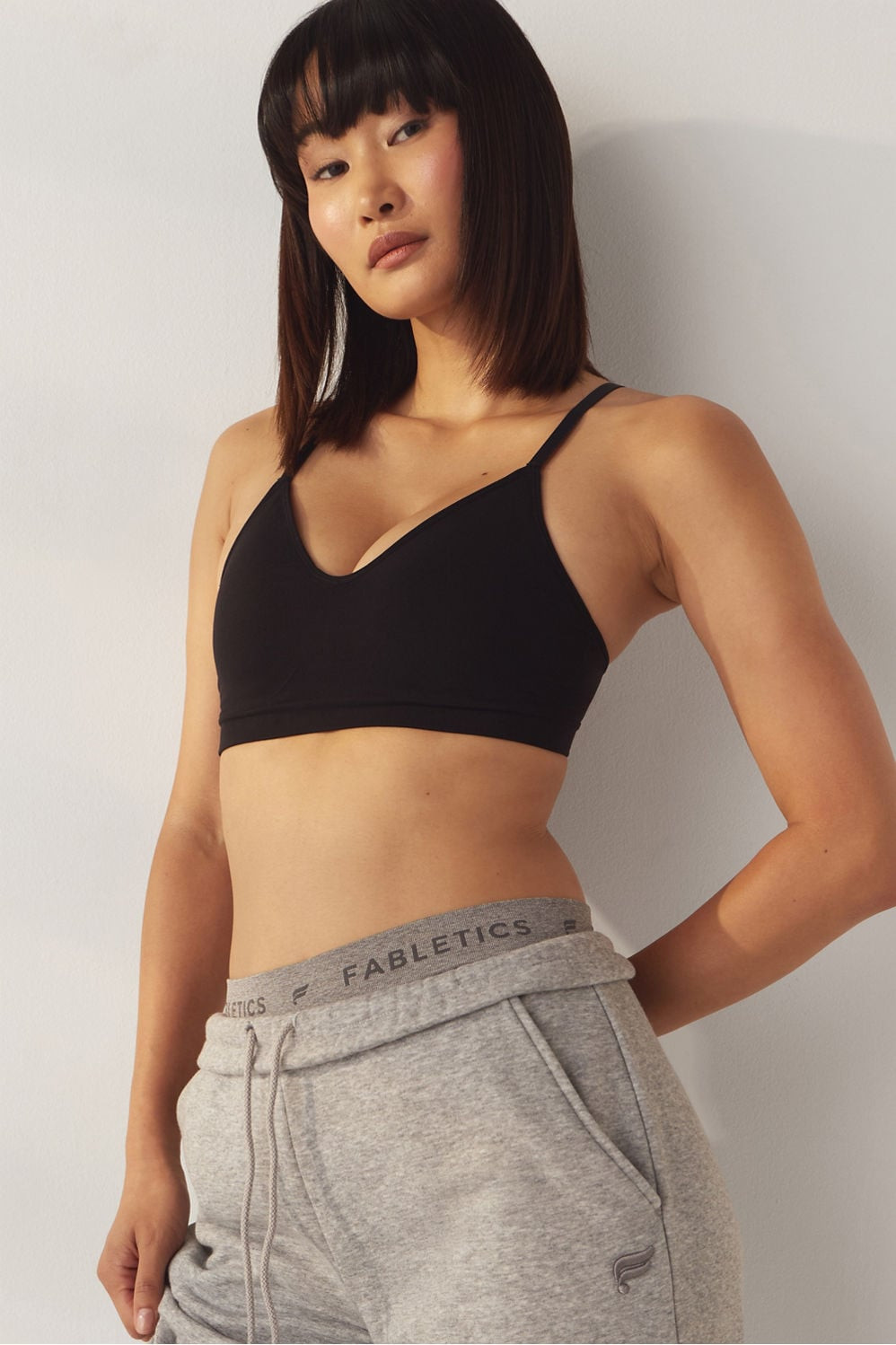 Soft Sculpt Shapewear Plunge Bralette | Fabletics