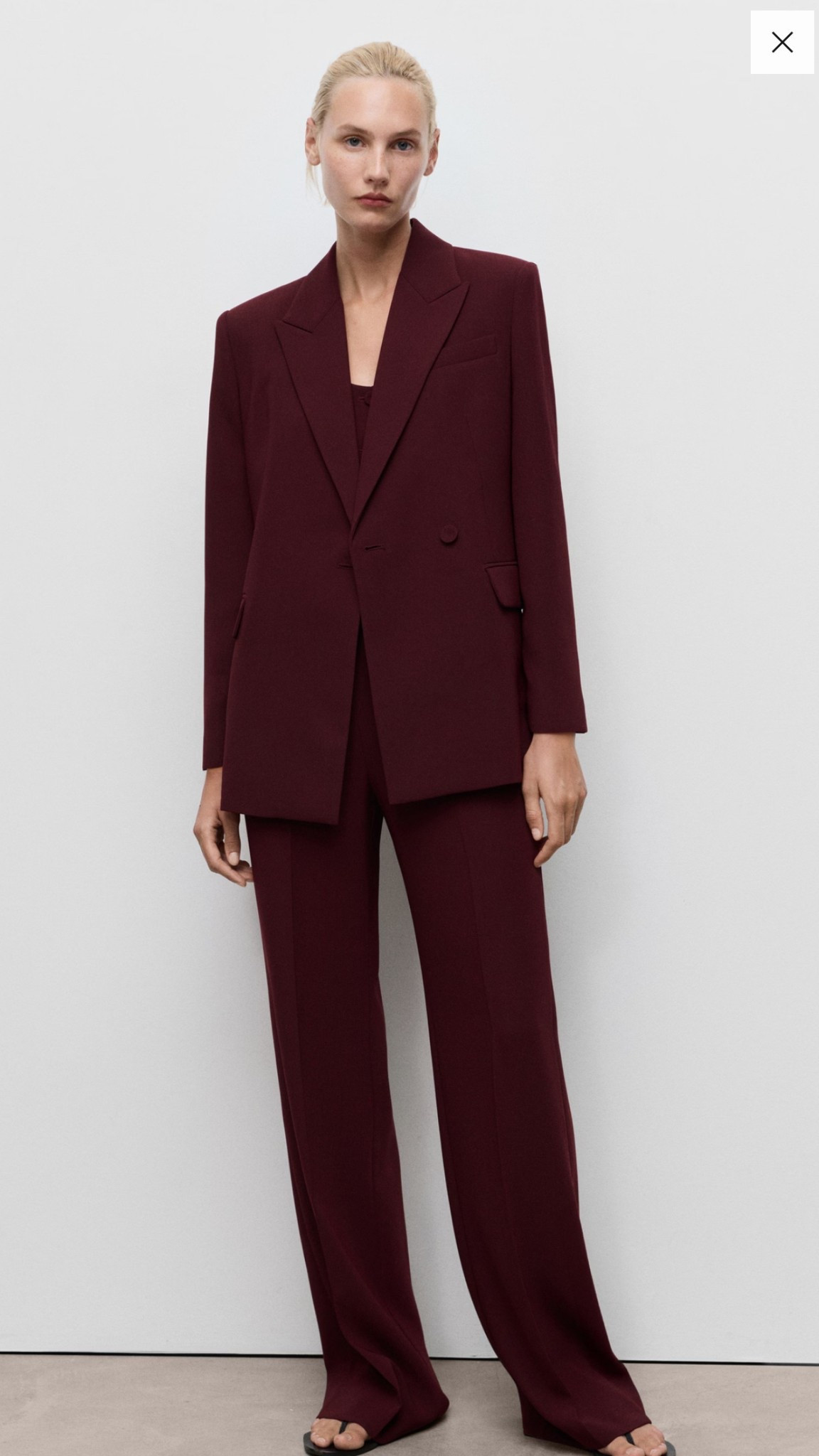 Burgundy suit 

#LTKeurope #LTKstyletip #LTKworkwear