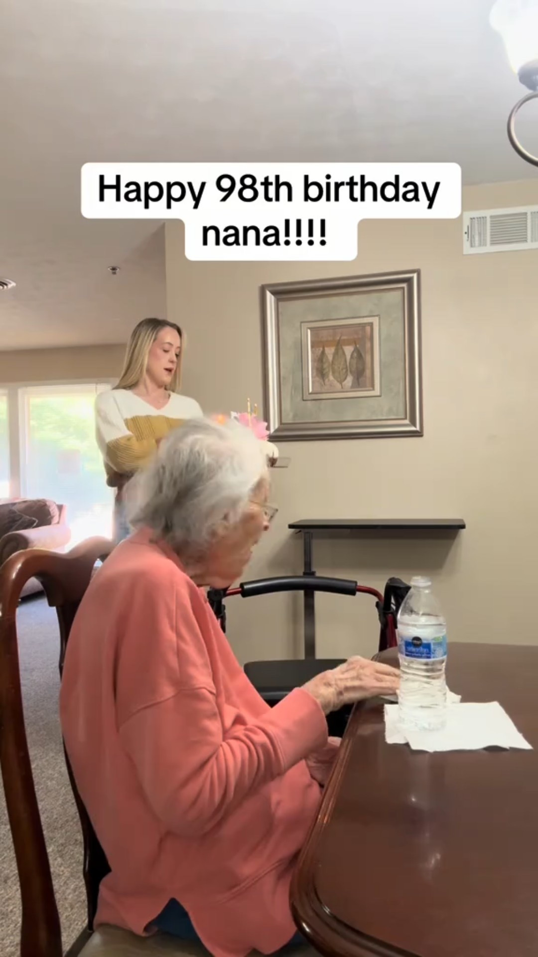 Happy birthday to my grandmother! Also, the jeans are from old navy and my top is from Zaful. I couldn’t find my exact tip so I linked a few cute options! #Zaful #OldNavy #Fashion #Ltk