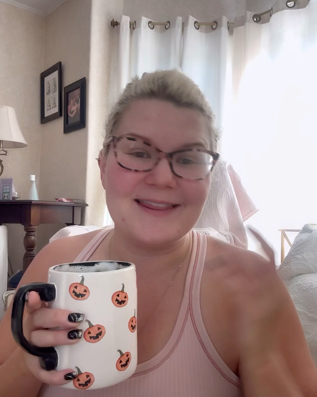 Perfume scent on haul!😅

I got a bunch of perfume samples from Sephora and did a “scent on haul” most hit it out of the ballpark, a couple were misses. A surprise favorite was Mugler’s Alien😅 

If you are looking for a gift this holiday season maybe one of these will hit the spot. 

#LTKVideo #LTKBeauty #LTKSeasonal