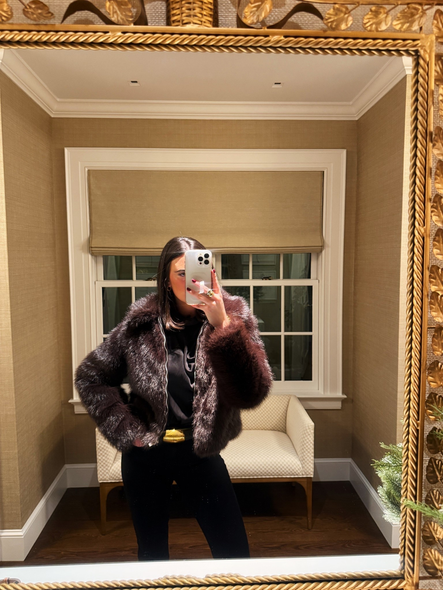 New fur jacket for Zara for winter 🤎 perfect going out looks! 



#LTKHoliday