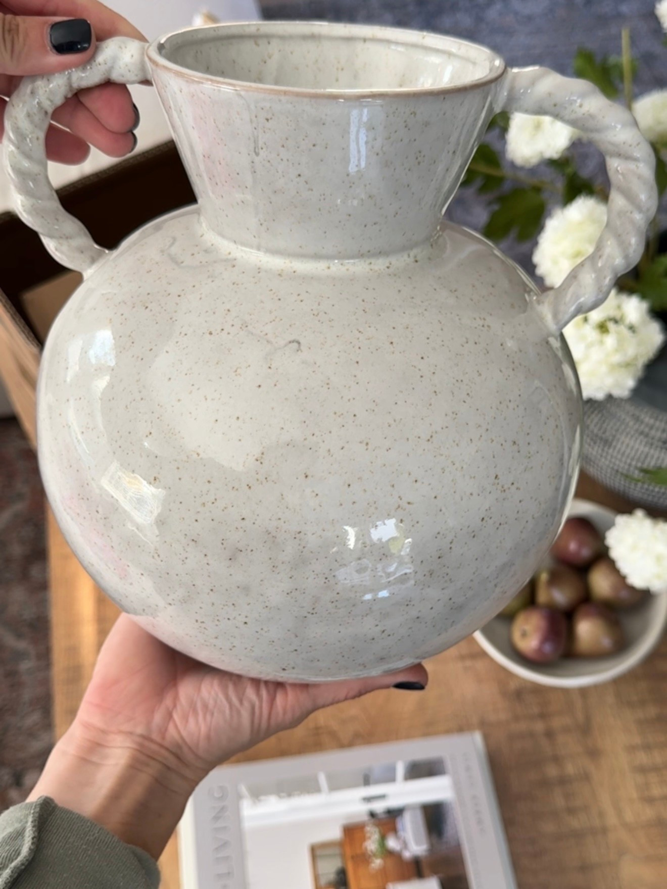This vase looks like McGee and Co but it's Amazon! It's on sale too 🙌🏻

#LTKHome