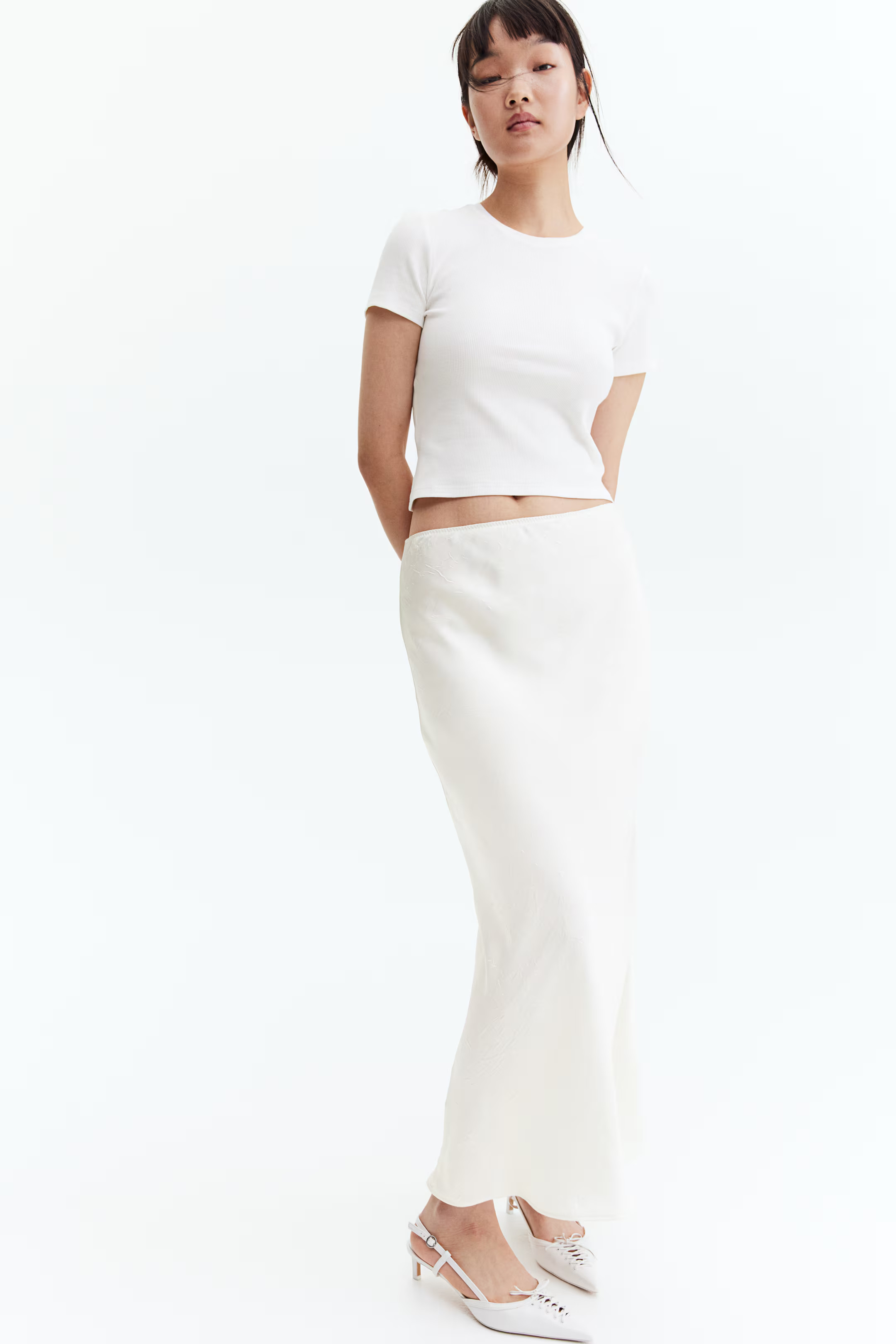 Maxifalda en satén arrugado | H&M (FR, IT, ES, PT, BE)