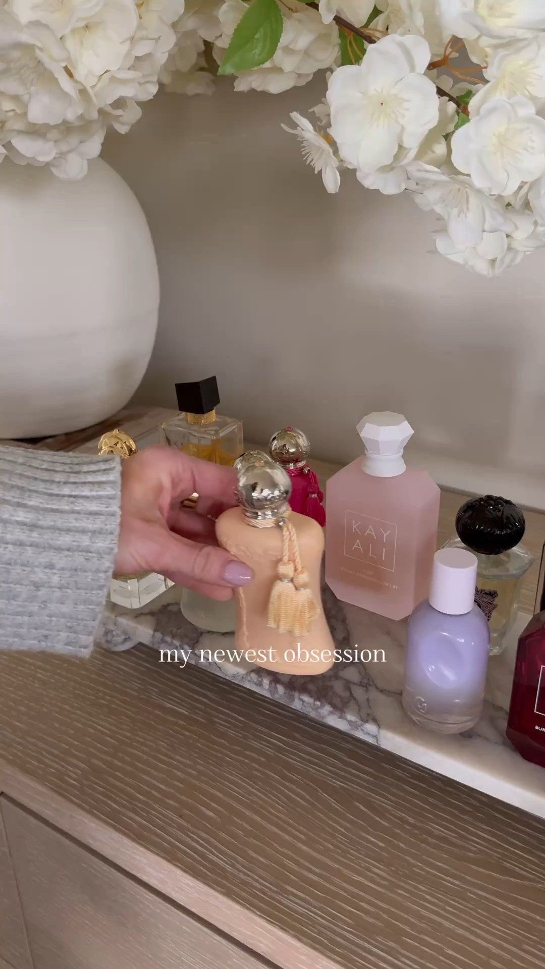 Cassili might be my favorite scent. It’s a gorgeous fruity floral with peach and red berries, and then you get that creamy vanilla and sandalwood in the background   @Bluemercury 

#LTKBeauty #LTKselfcare #LTKgrwm