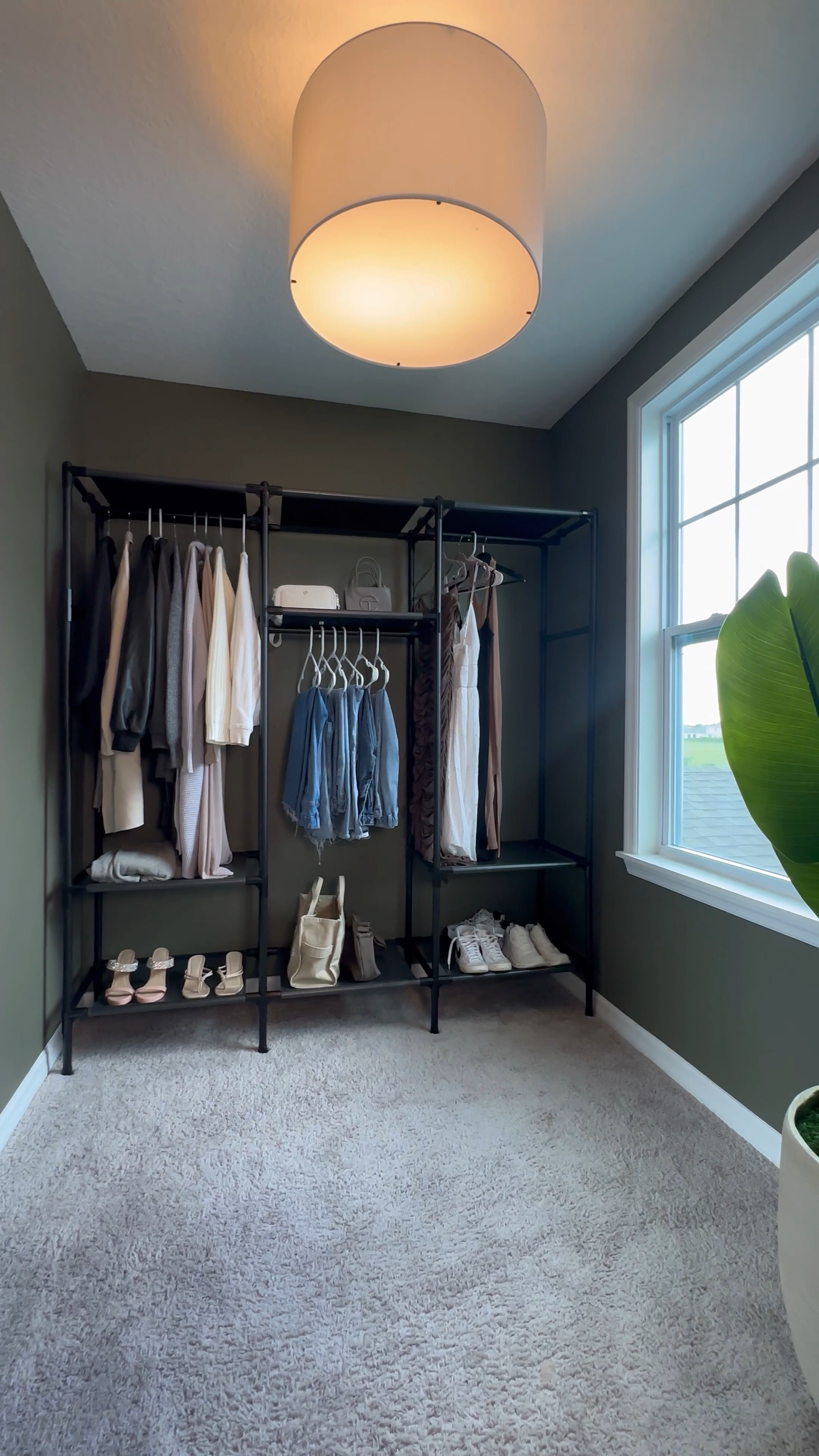 Closet organization on a budget! This was so simple to put together and looks great! 


Affordable closet system 
Large Capacity Portable Closet
Heavy Duty Wardrobe Closet Organizer with Hanging Rails and Shelves
Closet storage 

#LTKHome #LTKVideo #LTKSaleAlert