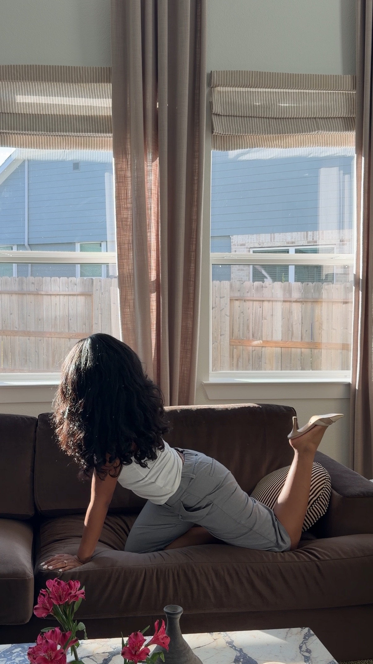 Welcome back to The Hot Homeowner 🏡✨. Our new chocolate brown sofa from @InteriorDefine has arrived! #hometransformation #livingroominspo #livingroomdesign #newsofa 

#LTKHome