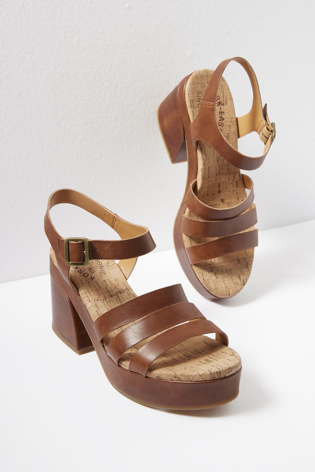 Pasha Strappy Sandal | EVEREVE