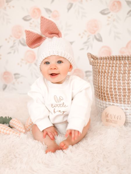 Easter, baby Easter, Easter pictures,  Easter clothes, Easter outfit, Easter hat, milestone photos 

I got the bubble romper from Rylyn Co. (@rylynco). 

#babyeaster #easterphotos #easteroutfits #milestonephotos #easter

#LTKfamily #LTKbaby #LTKSeasonal