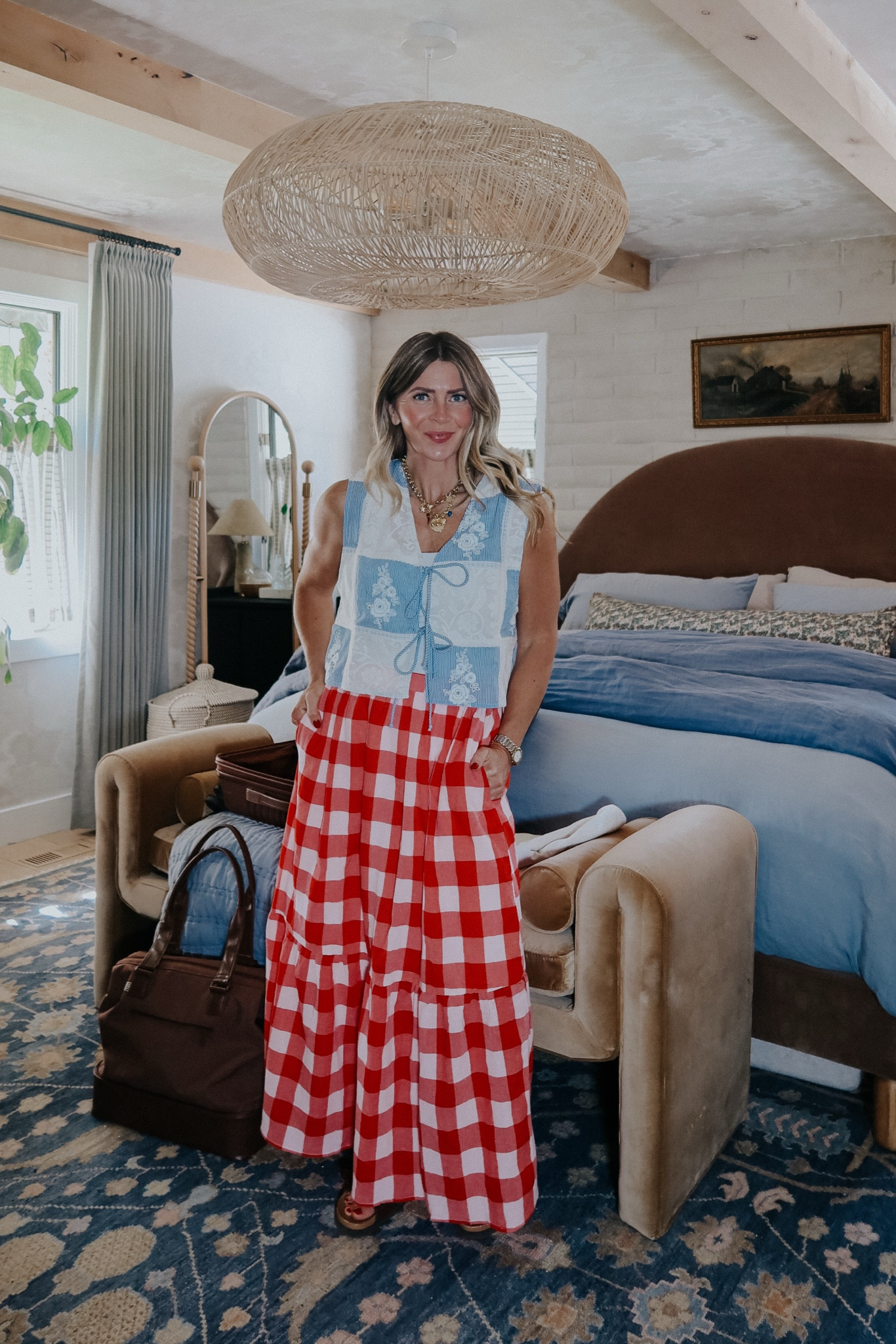 Code BROOKE20 for 20% off $100 purchase 
•skirt reg size small 