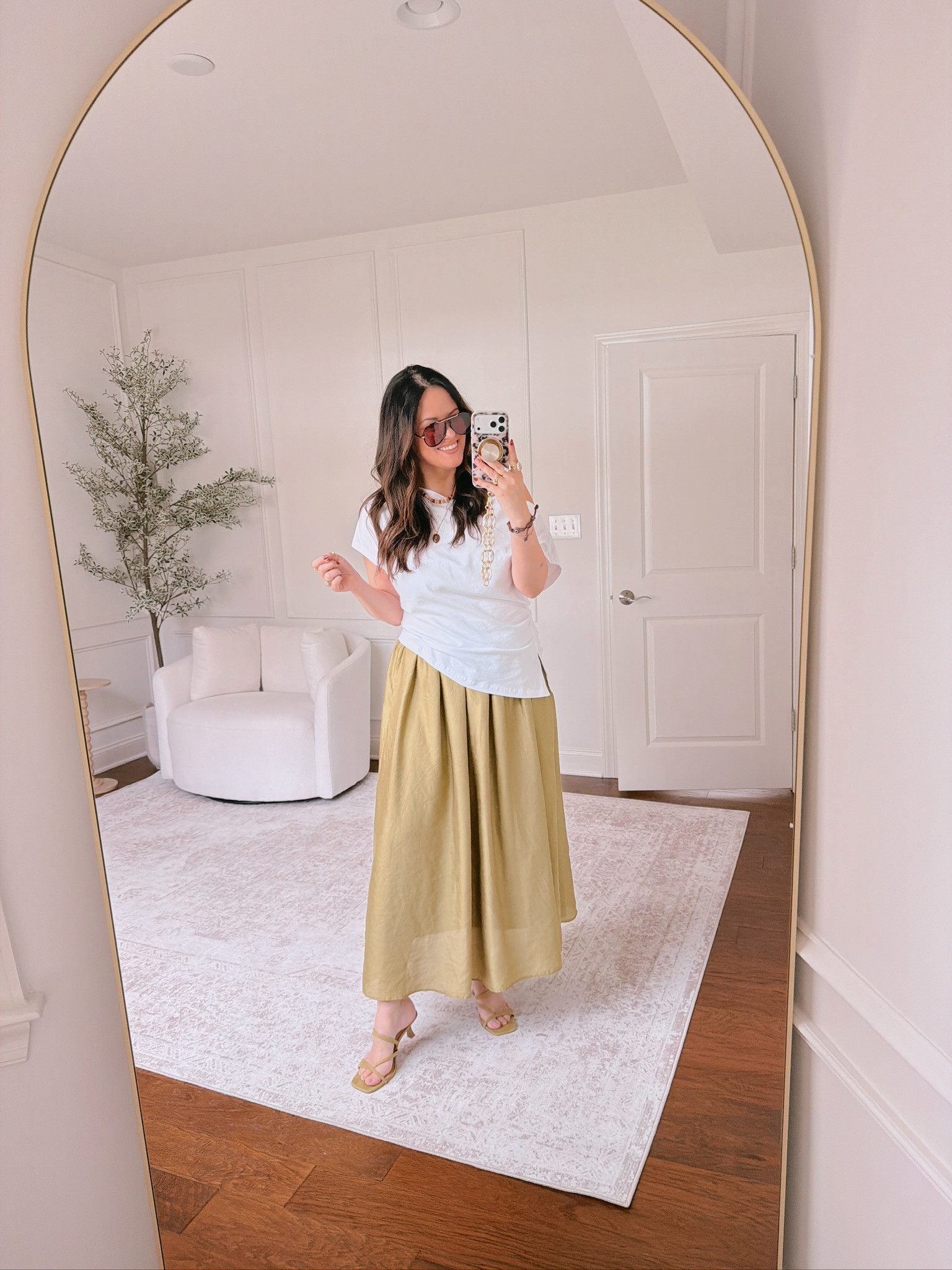 wearing an XL in both pieces 

 #LTKSeasonal #LTKMidsize