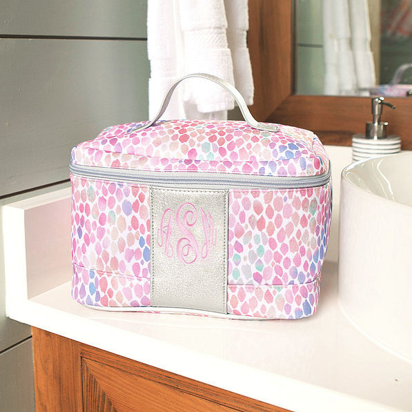 Monogrammed Watercolor Train Case | Marleylilly