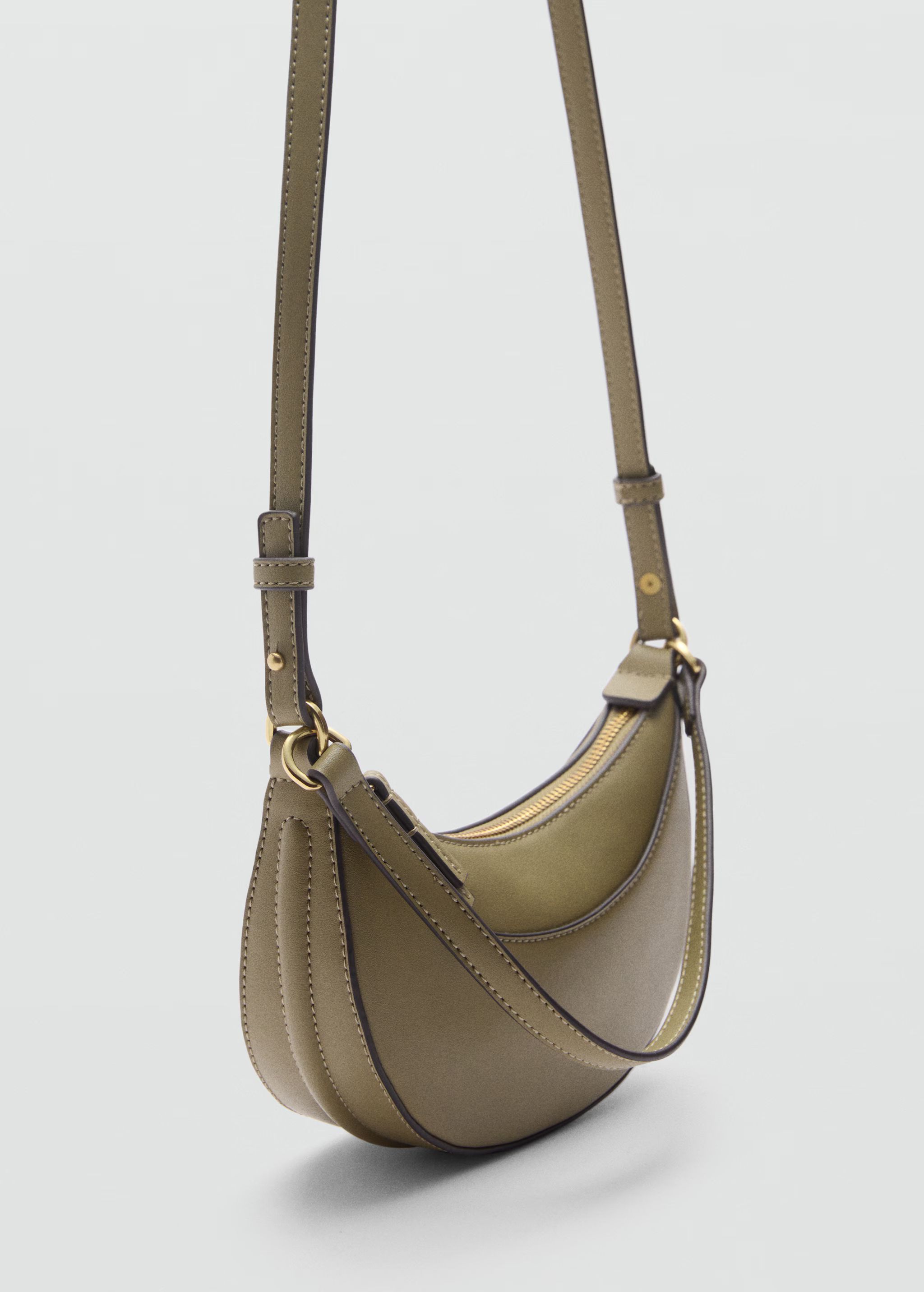 Oval shoulder bag - Woman | MANGO USA | MANGO (US)