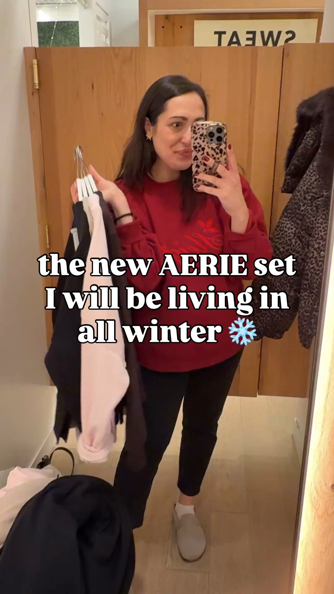 This new @aerie matching set has to be one of my favorites they’ve ever done! I love all the details + the color options. You can grab both pieces for $35 each when you sign into your account 👏👏 

#aerie #aeriereal #matchingset #salealert #casualstyle #bumpstyle #bumpfriendly #pregnancyfriendly 

#LTKHoliday #LTKFindsUnder50 #LTKSaleAlert
