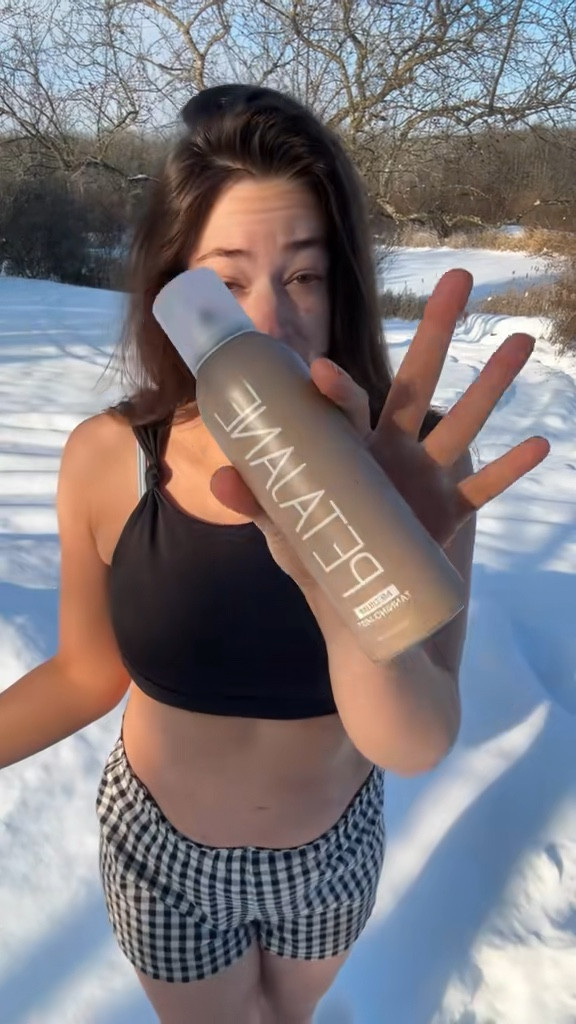 Absolutely obsessed with this self tanner

#LTKBeauty #LTKselfcare #LTKgrwm