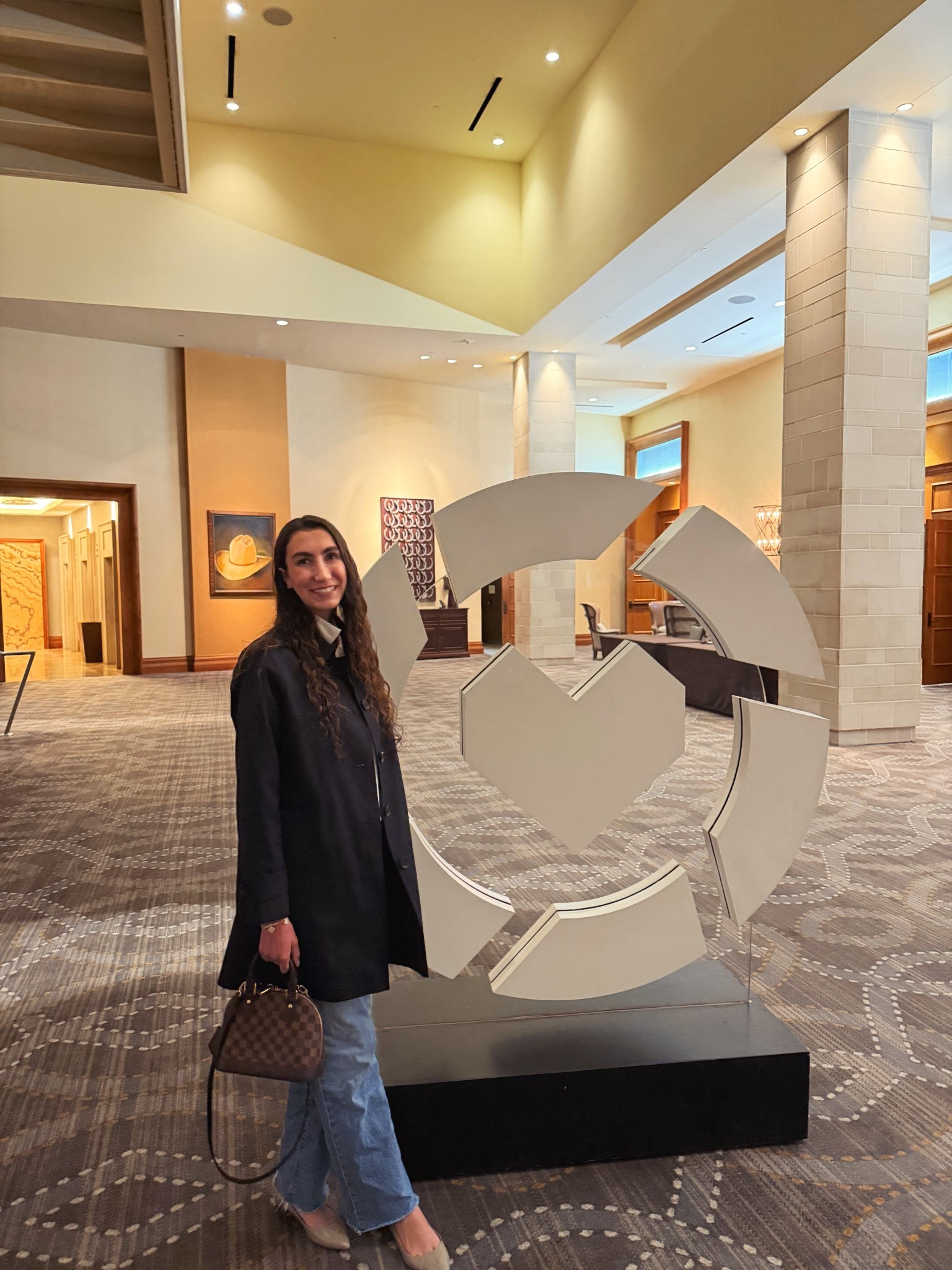 Work dinner OOTD! This lightweight trench jacket was perfect for a business casual work dinner. It even has a removable hood! Paired with wide-leg jeans and a neutral pointed-toe shoe. 

Trench: Sam Edelman 
Button-down shirt: Banana Republic
Purse: Louis Vuitton
Jeans: J.Crew Factory
Shoes: Tory Burch (sold out, linked similar)

#LTKTall #LTKSaleAlert #LTKWorkwear