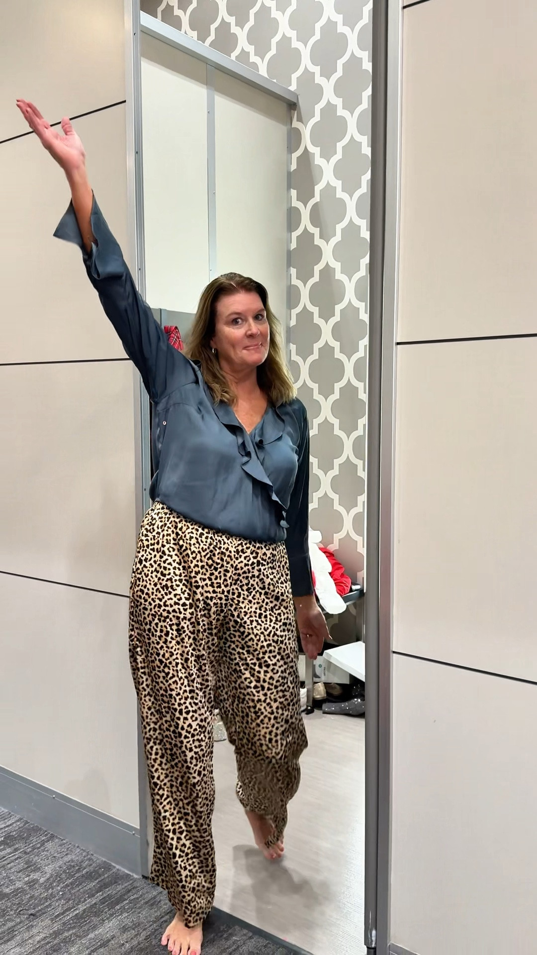 One of Mama Kay’s favorite looks!

#LTKSaleAlert #LTKCyberWeek #LTKHoliday