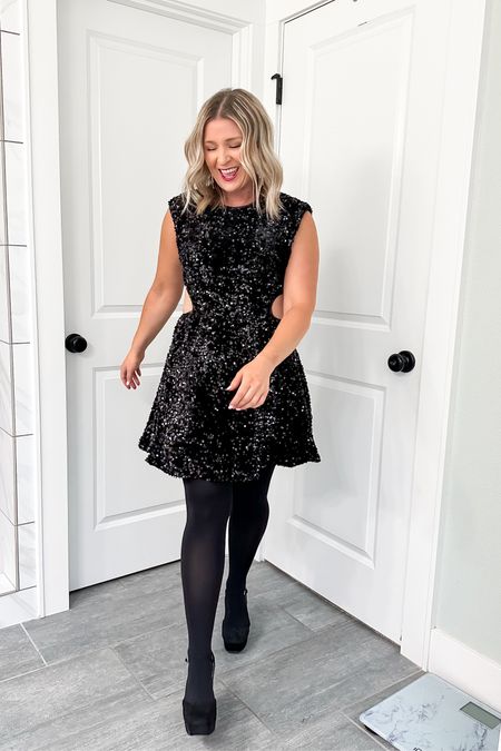 Holiday glam in the cutest sequin dress. Sized up to a medium and I’m so happy I did. 

#LTKHoliday #LTKparties #LTKstyletip