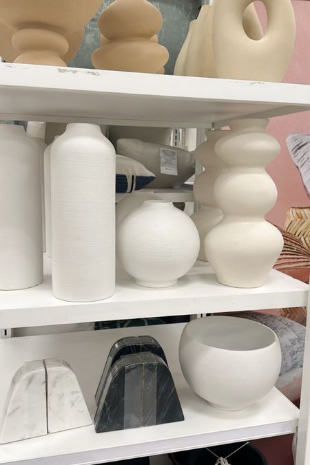 Here are some unique vases and bookends from Threshold at Target! 

Target finds, Threshold decor, marble bookends, vases, ceramic modern ring vase 