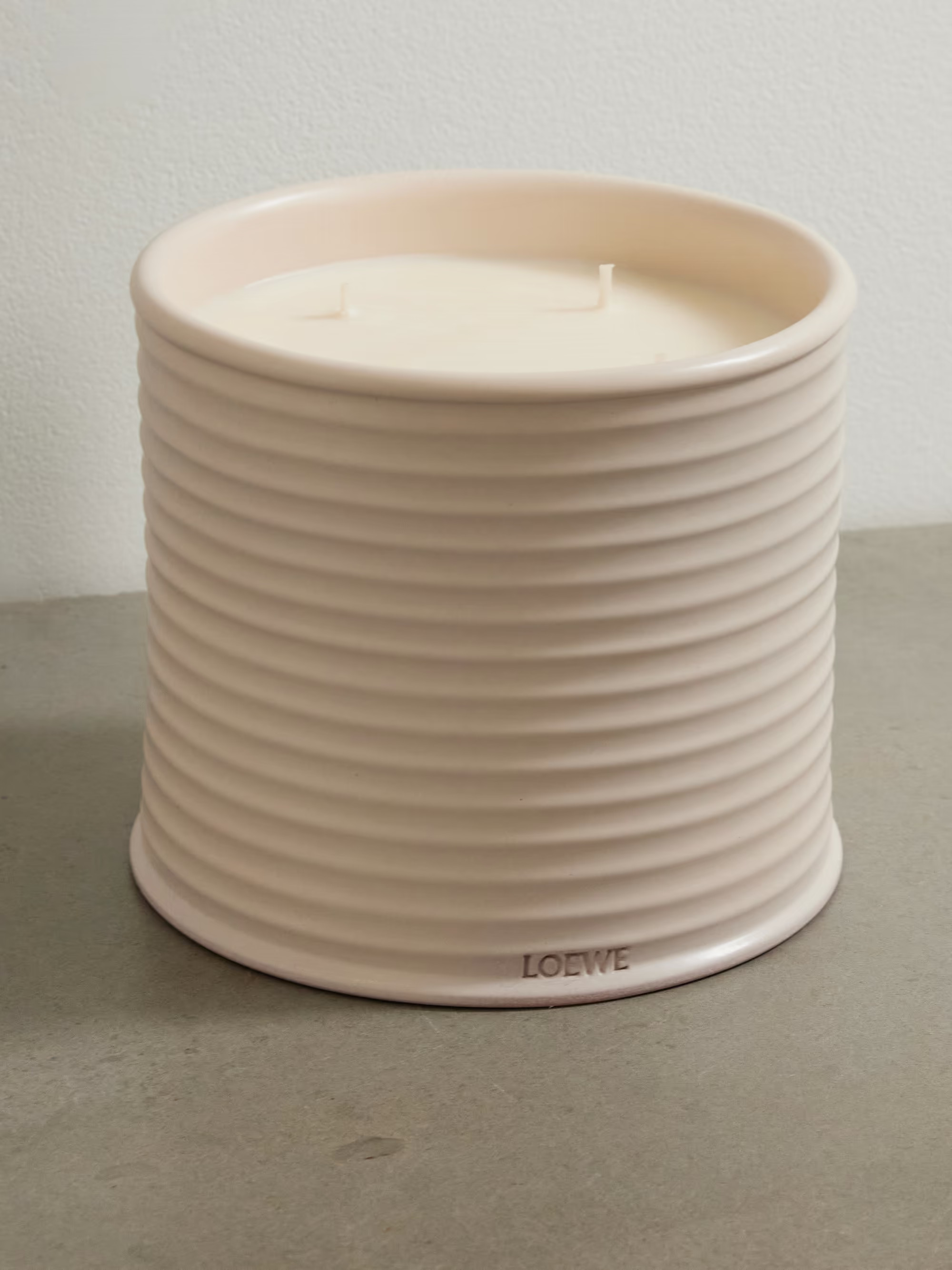 Oregano große Duftkerze, 2120 g | NET-A-PORTER (UK & EU)