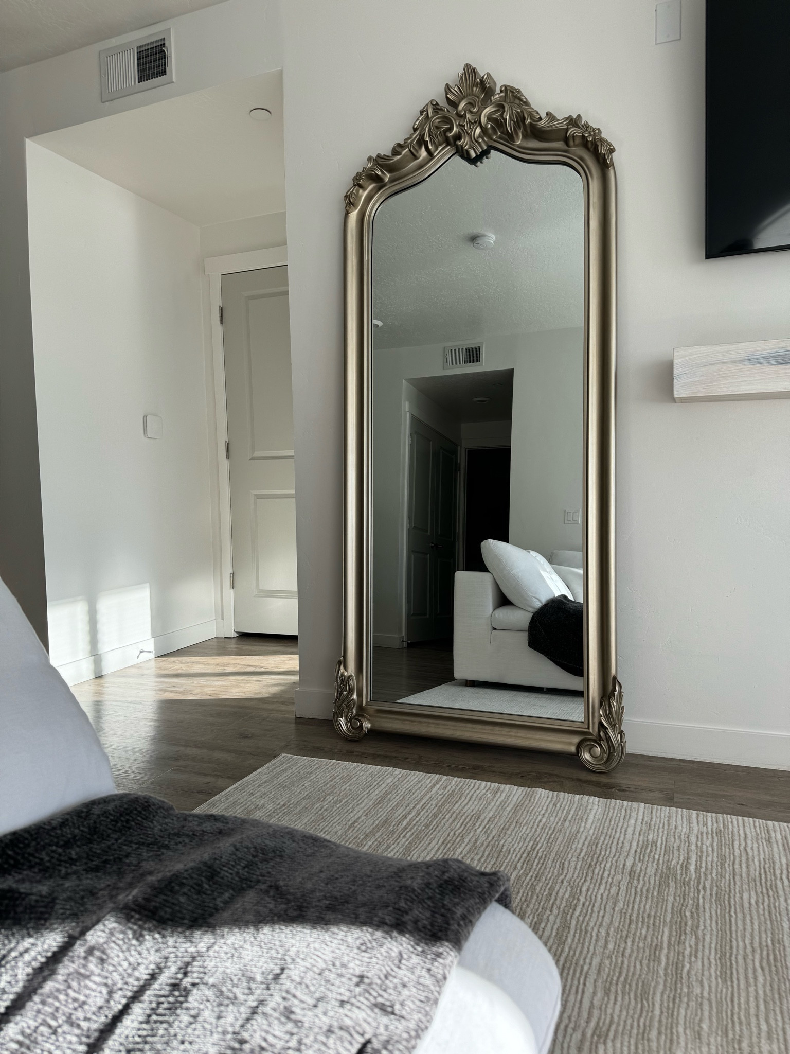 🤍🤎🤍🤎 feels so warm & cozy #LTKGiftGuide

#LTKHome #LTKStyleTip