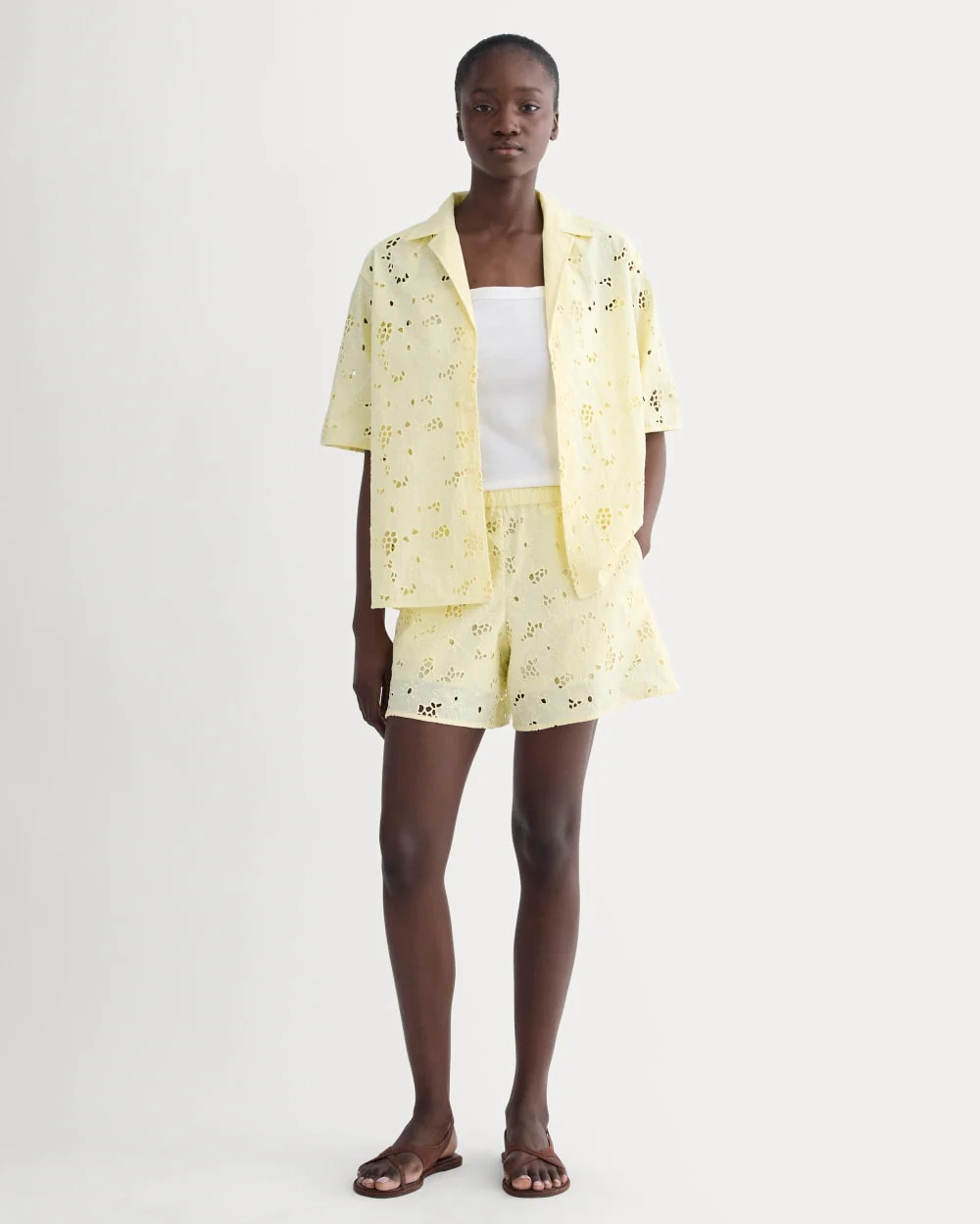 Everlane Eyelet Pull-On Short In Light Yellow, Size Small, Cotton | Everlane