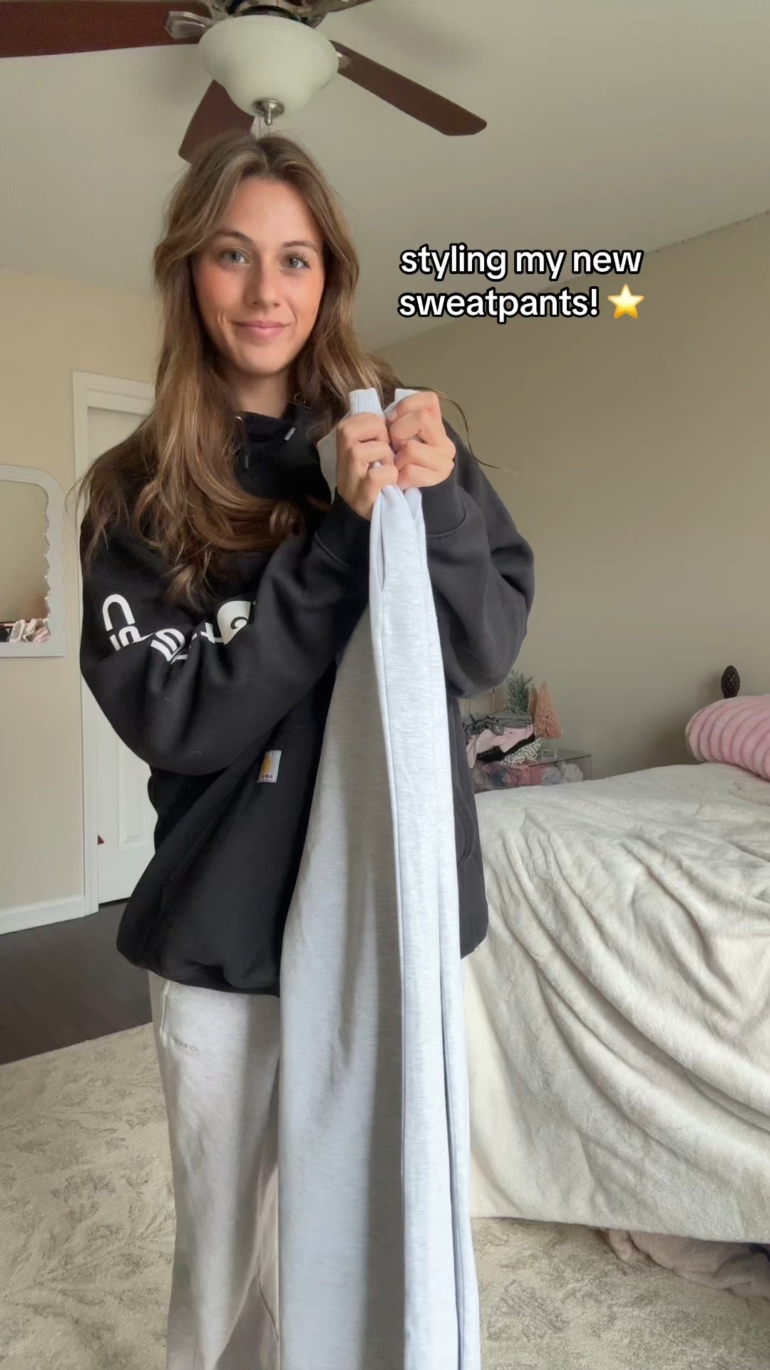 outfit ideas with these super comfy sweatpants! 
#loungewear #blackfriday

#LTKGiftGuide #LTKootd #LTKCyberWeek