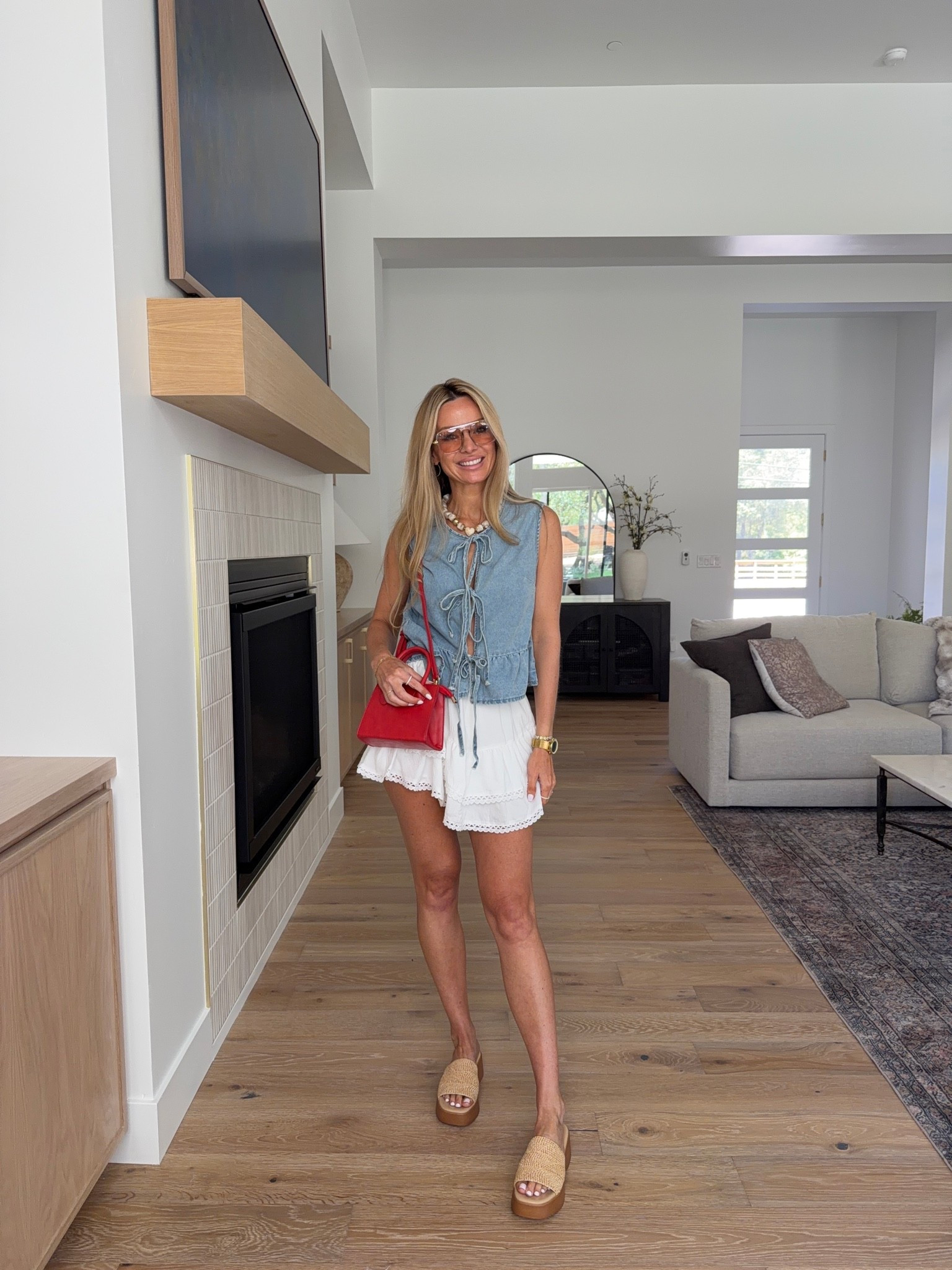 The Amazon summer outfits I’ll be wearing on repeat. 🇺🇸 comment AMAZON and I’ll send you the details 

Cute for the 4th of July.
Perfect for the rest of summer.

Comfortable, affordable, and easy to wear.

Which look is your favorite: 1, 2, 3, or 4? ❤️🤍💙

#AmazonFashion #SummerStyle #FourthOfJulyOutfits #MomStyle #AffordableFashion