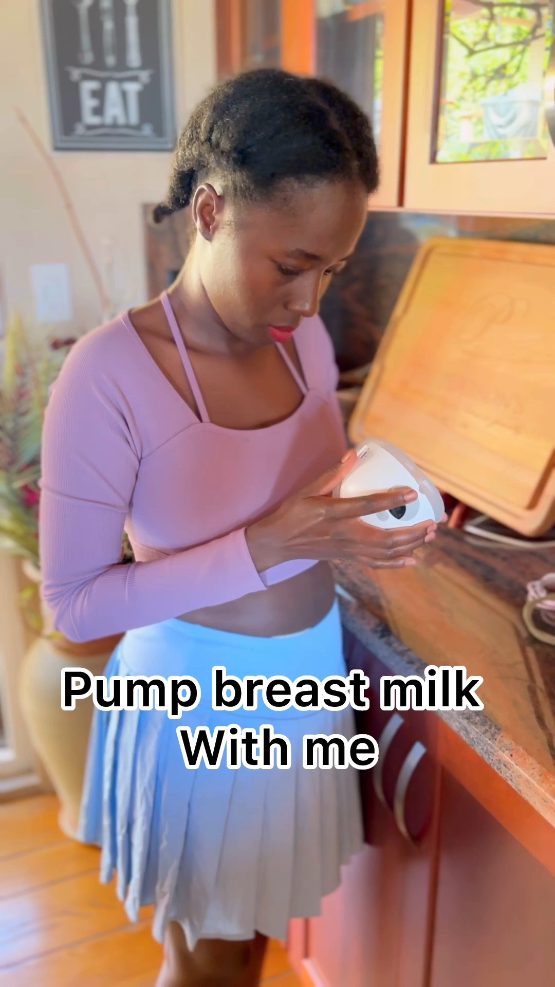 This is one of my favorite breast pump to use. It’s not loud at all and it’s hands free.
It pumps really fast and less painful on your breast.


#LTKGiftGuide #LTKbaby #LTKVideo