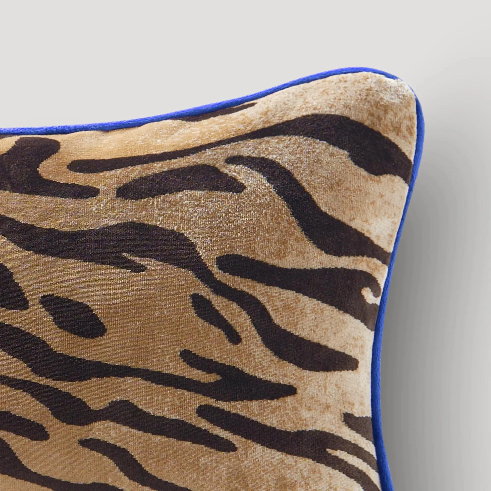 Bronze Tiger Lumbar 12" X 20" - Blue Piping | Z Gallerie