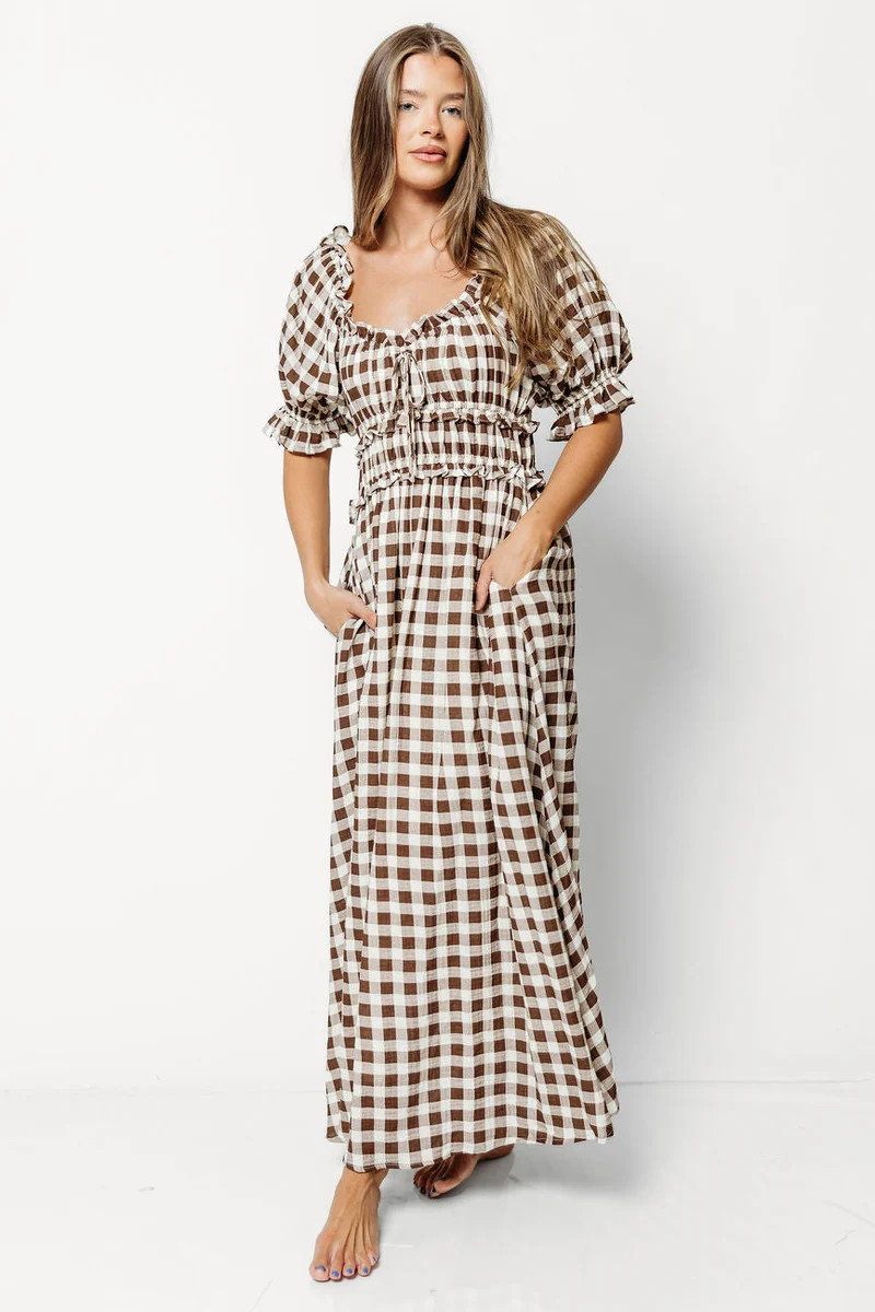 Sydnee Maxi Dress in Rust Brown Gingham - Bump Friendly & Inclusive Si | Worth Collective