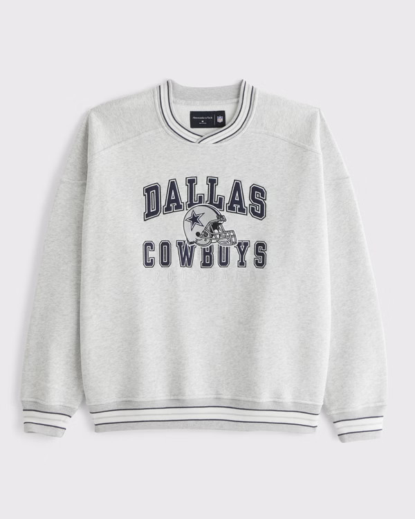 Men's Dallas Cowboys Graphic Crew Sweatshirt | Men's Tops | Abercrombie.com | Abercrombie & Fitch (US)