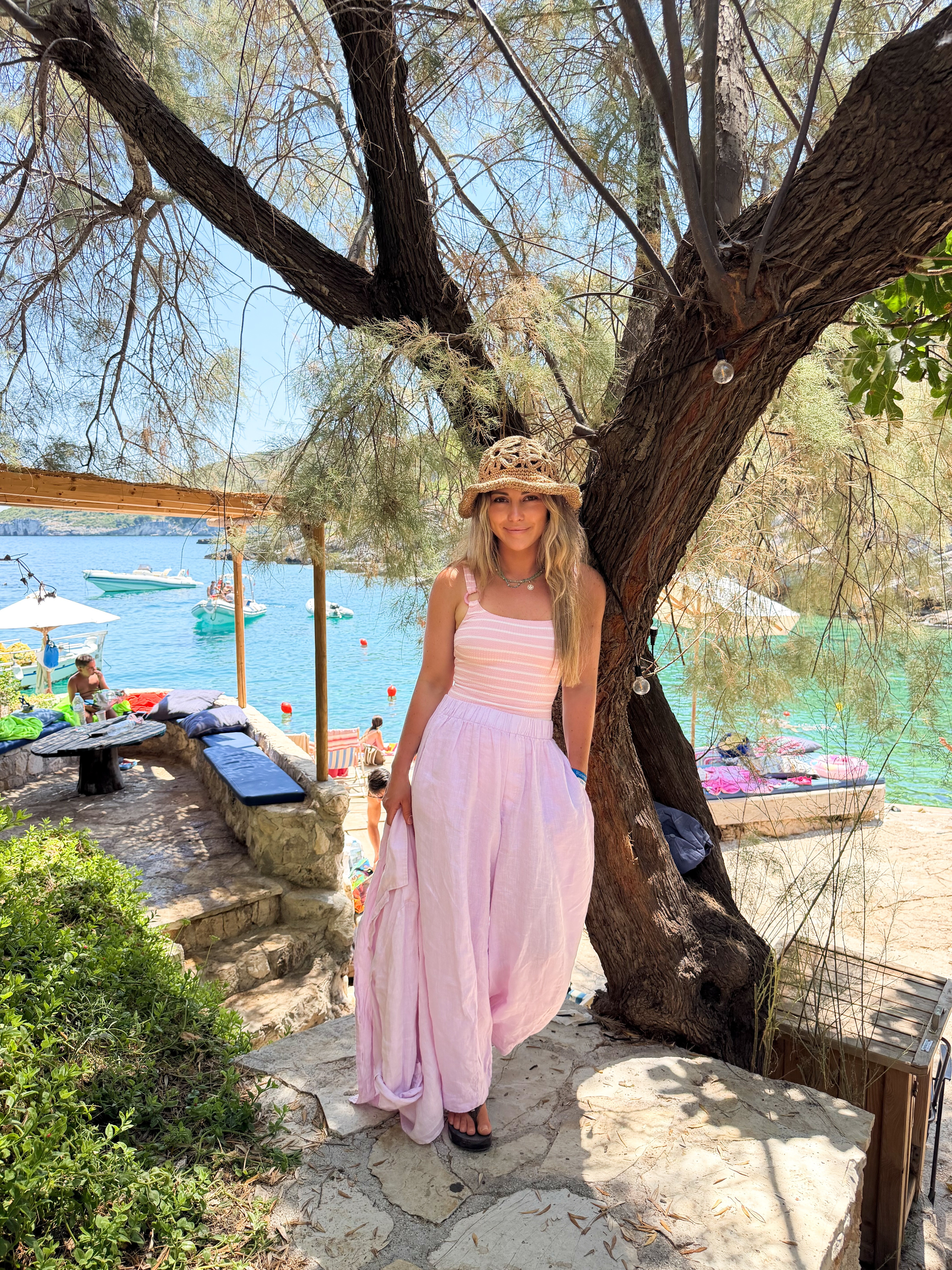 The perfect beach day outfit 🤍 

 #LTKuk #LTKsummer #LTKstyletip