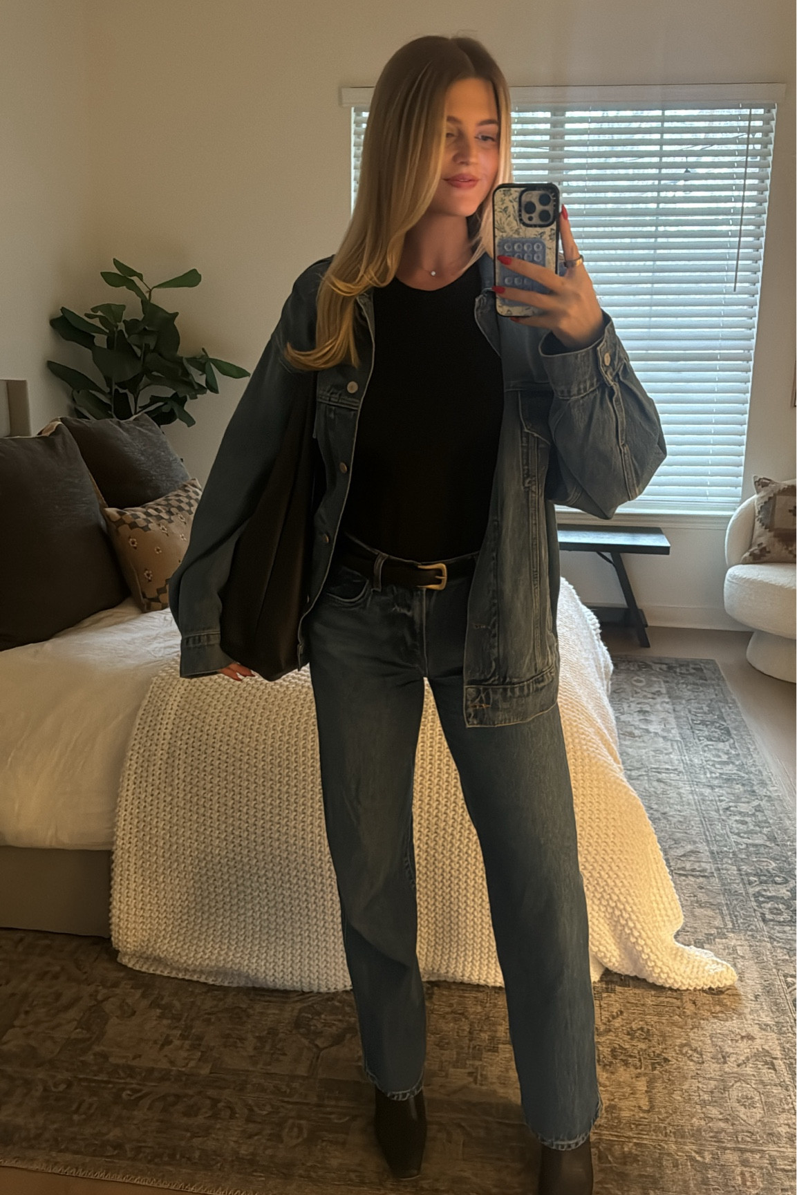 Canadian tuxedo 👖

#LTKMostLoved #LTKSeasonal #LTKStyleTip