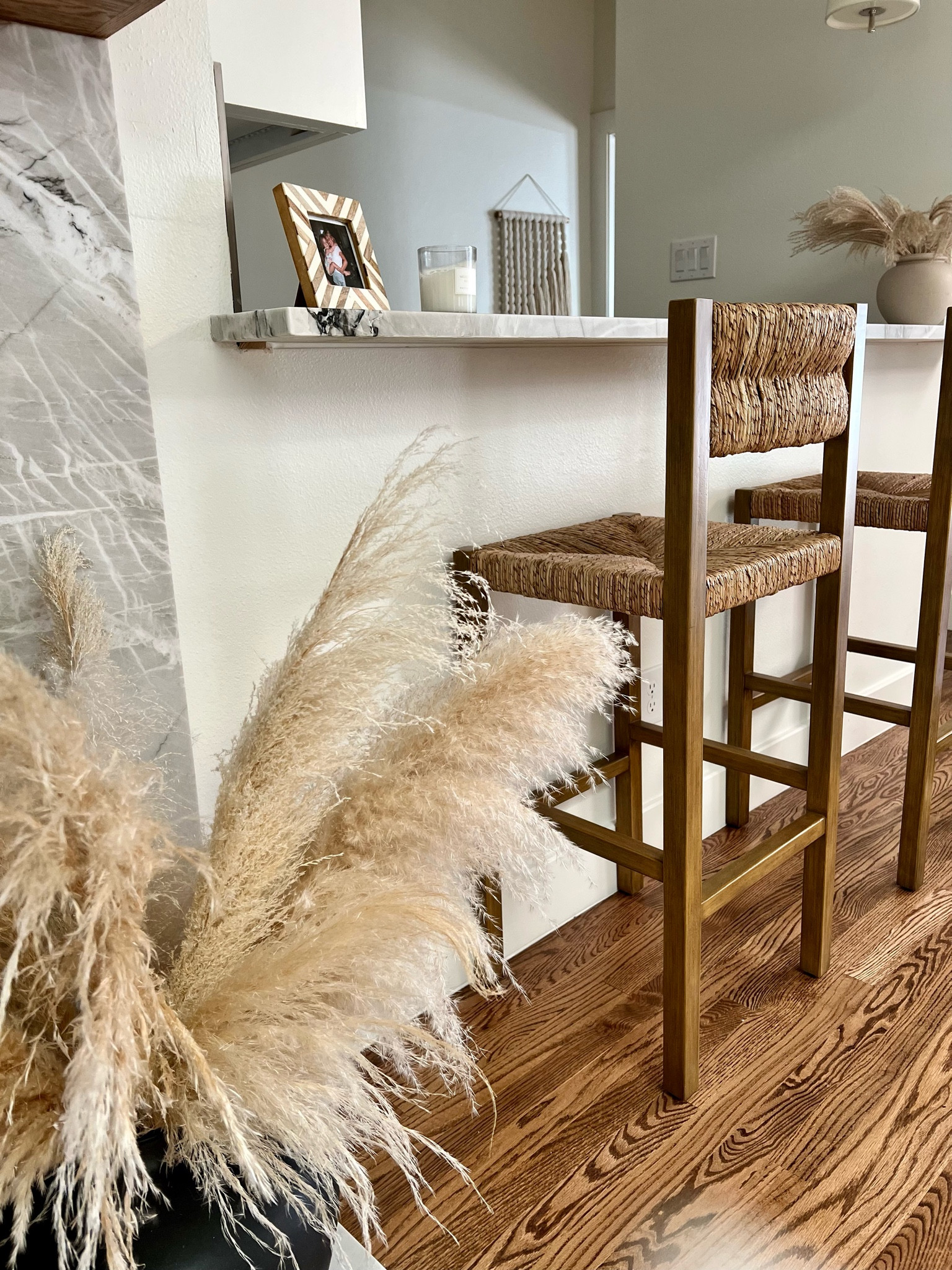 Neutral Decor



#LTKFind #LTKhome