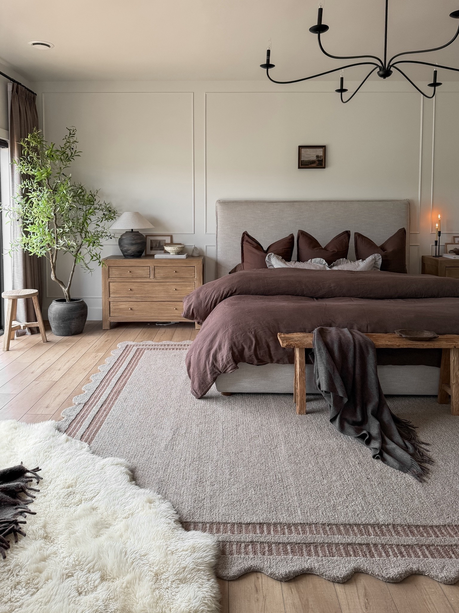 brown on brown with a hint of scalloped 🤎😍

#LTKsale #LTKhome #LTKstyletip