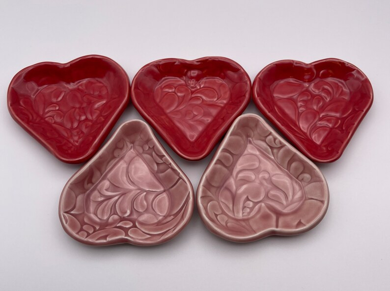 Ceramic heart plates. One handmade ceramic dish. Ring dish, tea bag holder, coin holder, small sp... | Etsy (US)