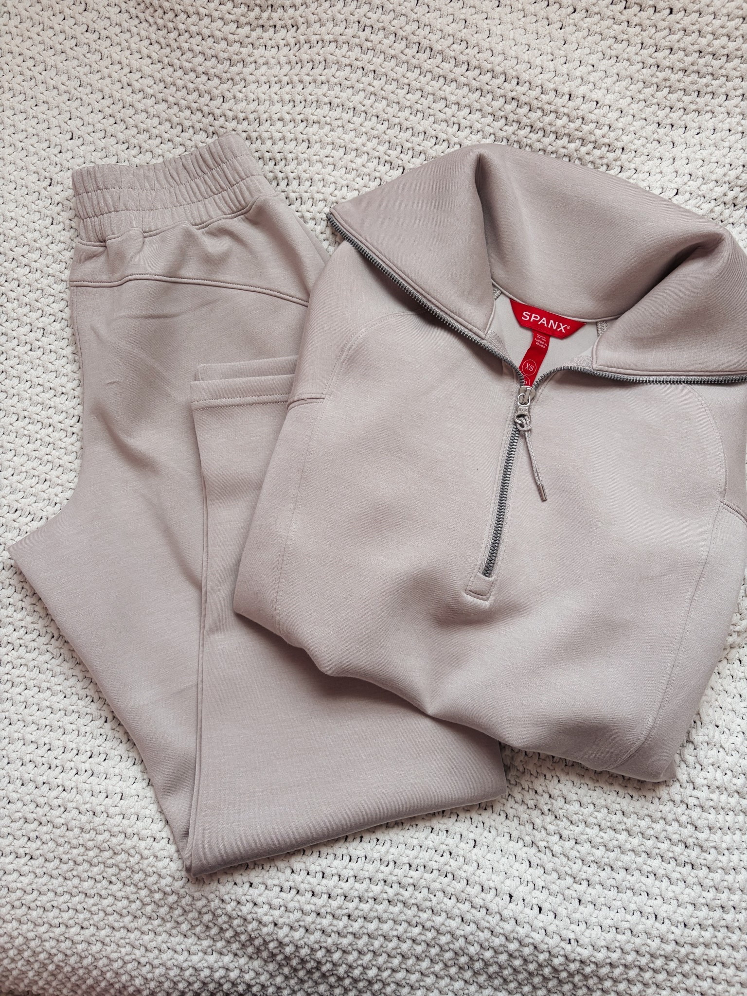 AirEssential from SPANX 🤍☁️

#springsale #spanx 

#LTKSpringSale #LTKSeasonal #LTKPetite