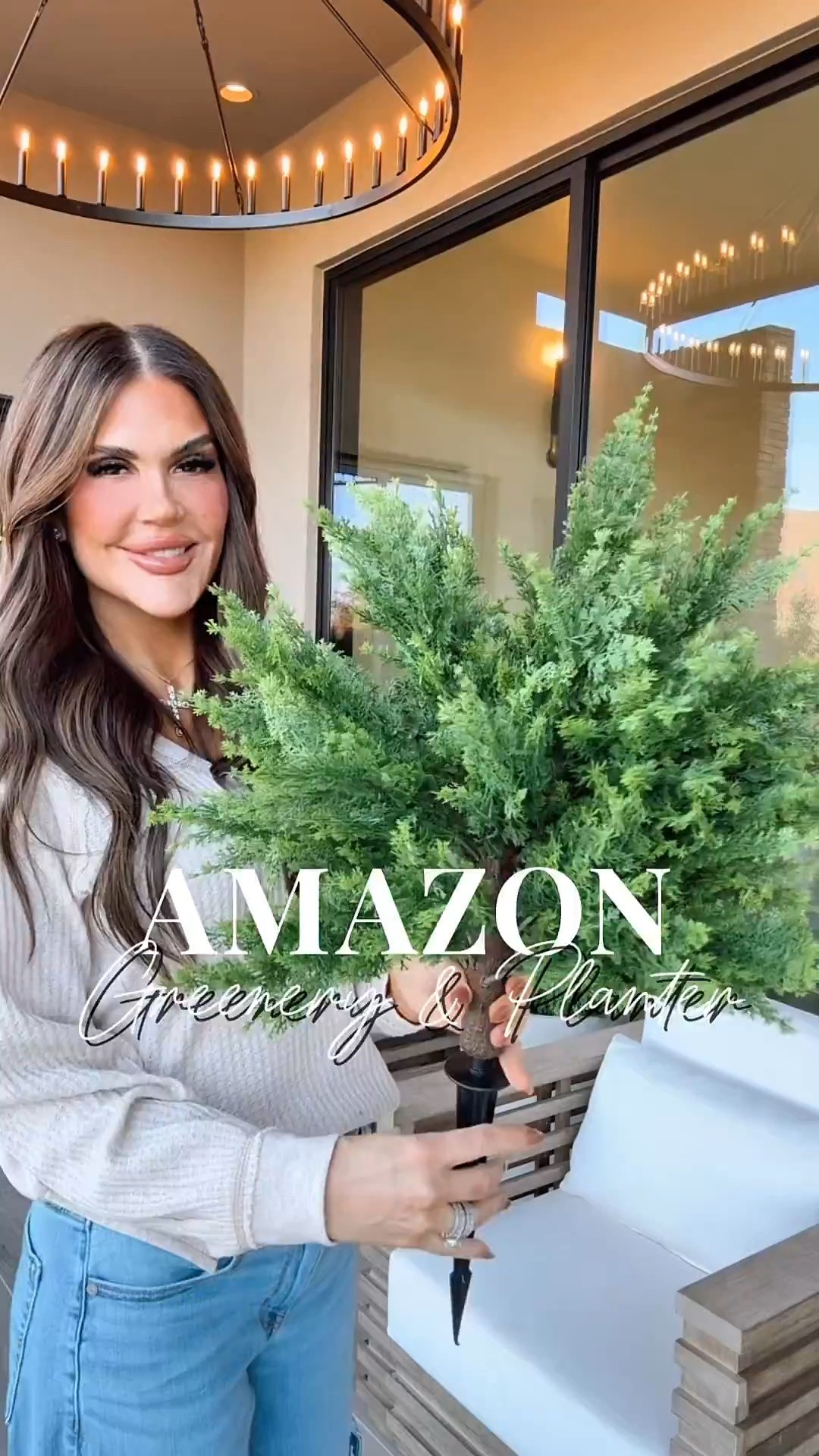 These little sprigs + cedar topper balls do so much for a space 🌿 Low maintenance, UV-resistant, and they actually look real. I literally just spray them off and call it a day. The easiest way to add that perfect pop of greenery without the upkeep. 


Summerthompsonstyles

#LTKHome #LTKSaleAlert #LTKSeasonal