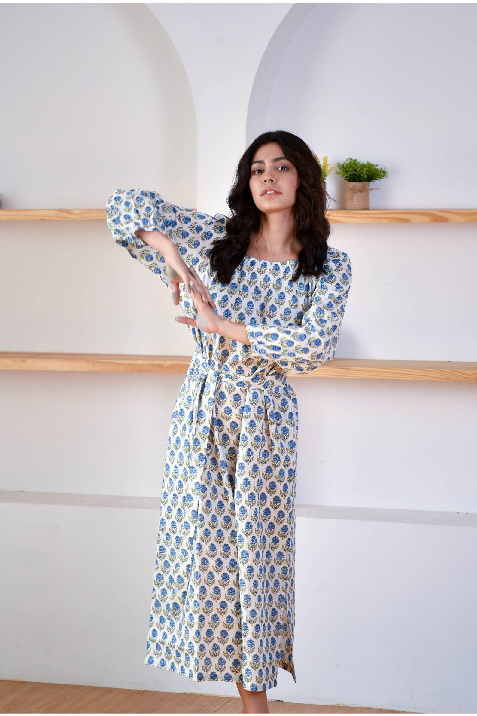 SOPHIA - Blue Floret | Etsy (US)