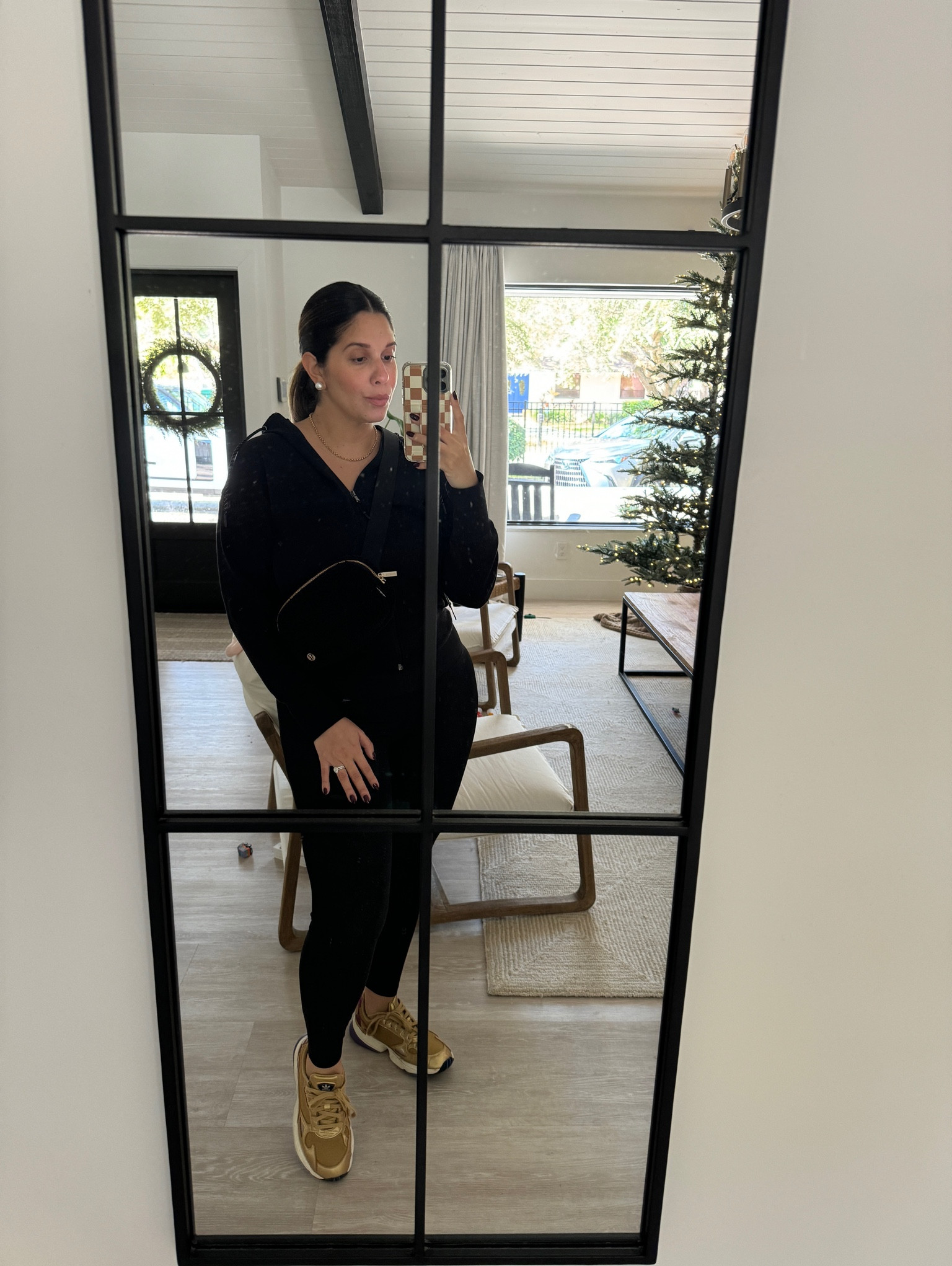 Casual outfit of the day 


#LTKstyletip #LTKSeasonal #LTKGiftGuide